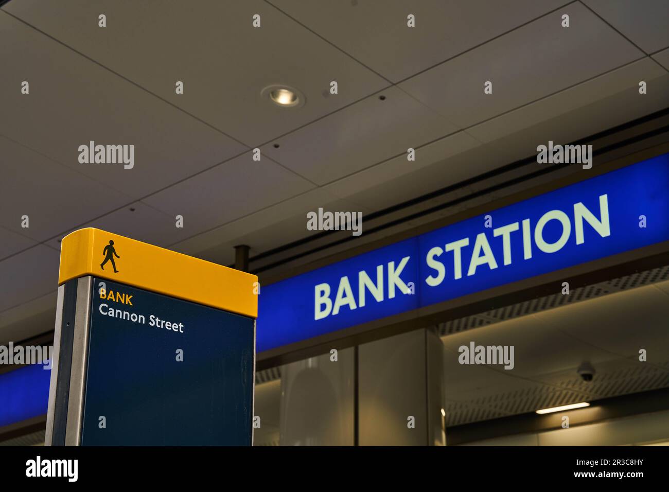 Eingang der Bank Underground Station in der Cannon Street Stockfoto