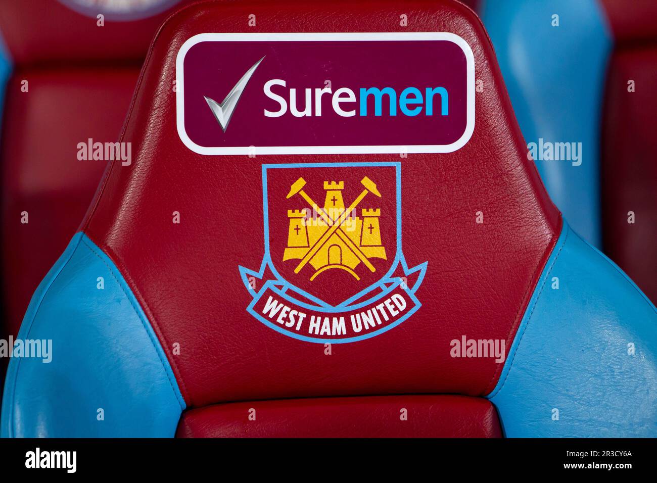 Logo auf den Sitzen für die Heimmannschaft.West Ham United 25/02/13 West Ham United V Tottenham Hotspur 25/02/13 das Premier League Foto: Richard Washbrook Stockfoto