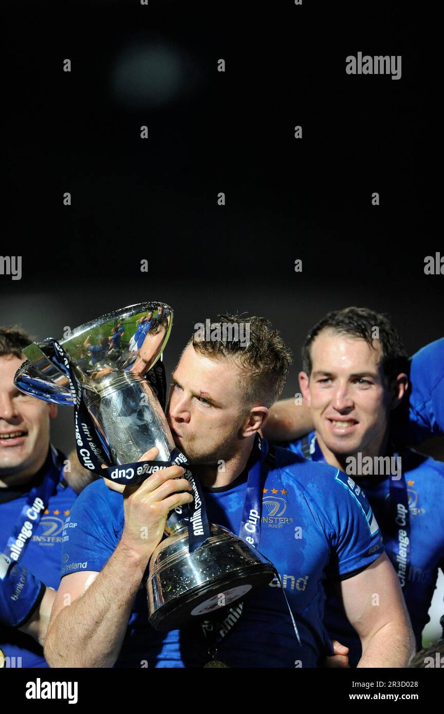 Jamie Heaslip von Leinster feiert den Gewinn des Amlin Challenge Cup-Finales zwischen Leinster Rugby und Stade Francais in der RDS Arena, Dublin auf Frida Stockfoto