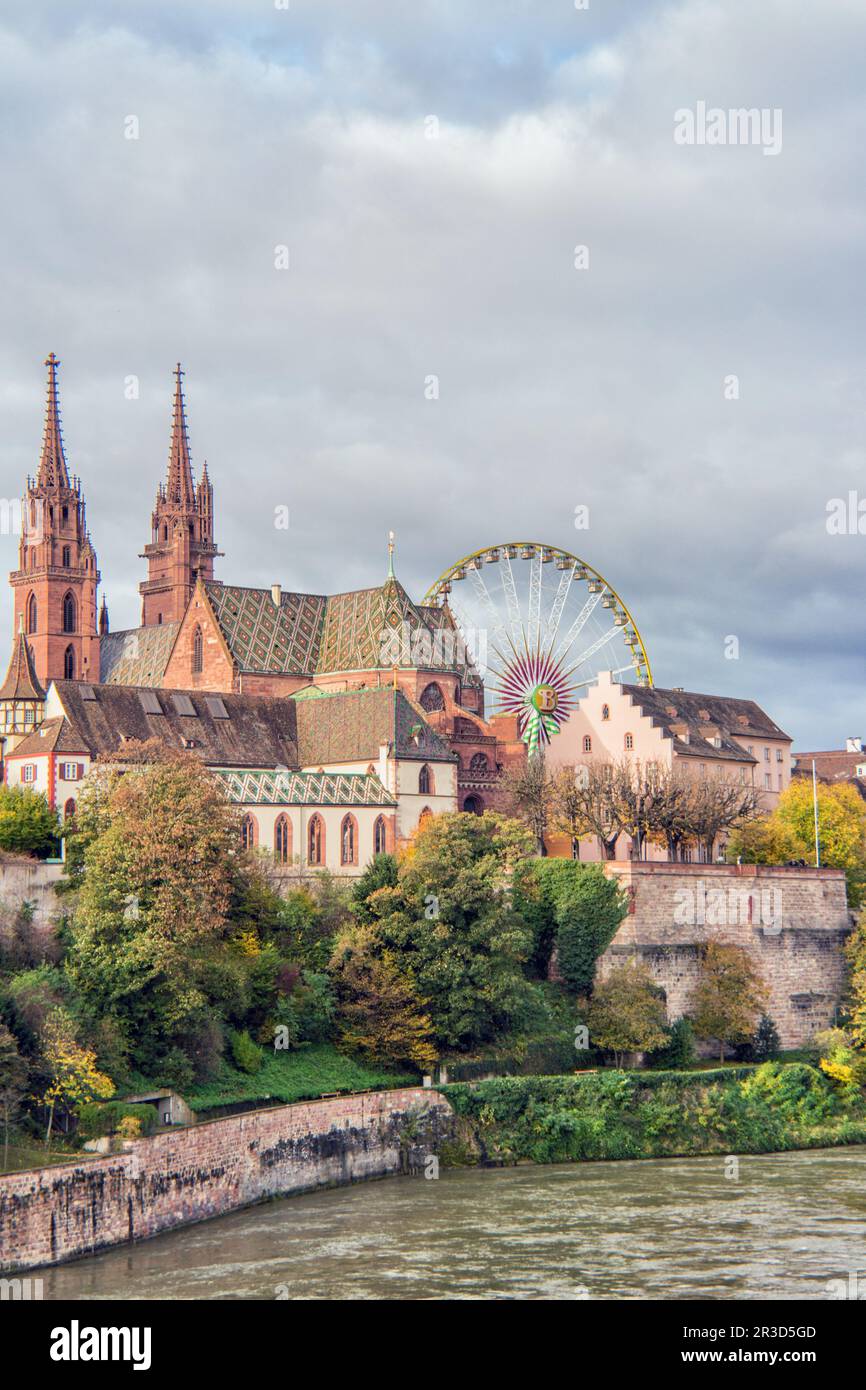 Die Herbstmesse in Basel. Eine wiederkehrende Herbstattraktion ist in der Stadt Basel, Schweiz, verteilt Stockfoto