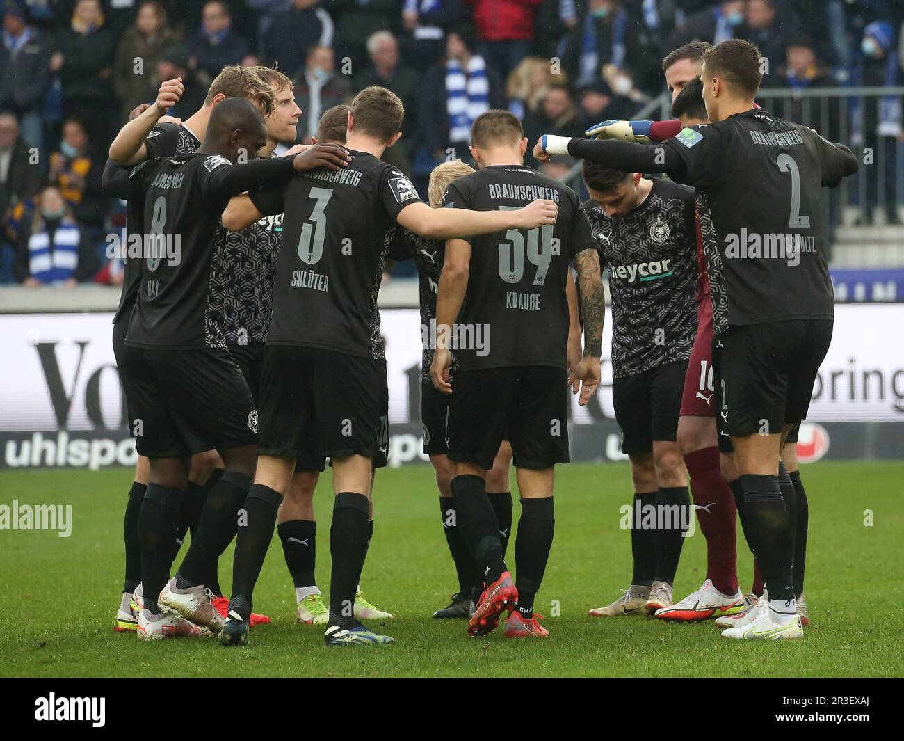 Team-Meeting Eintracht Braunschweig Fußball 3. Liga 17. Spieltag Staffel 2021-2022 1. FC Magdeburg gegen Eintracht Braunschweig Stockfoto