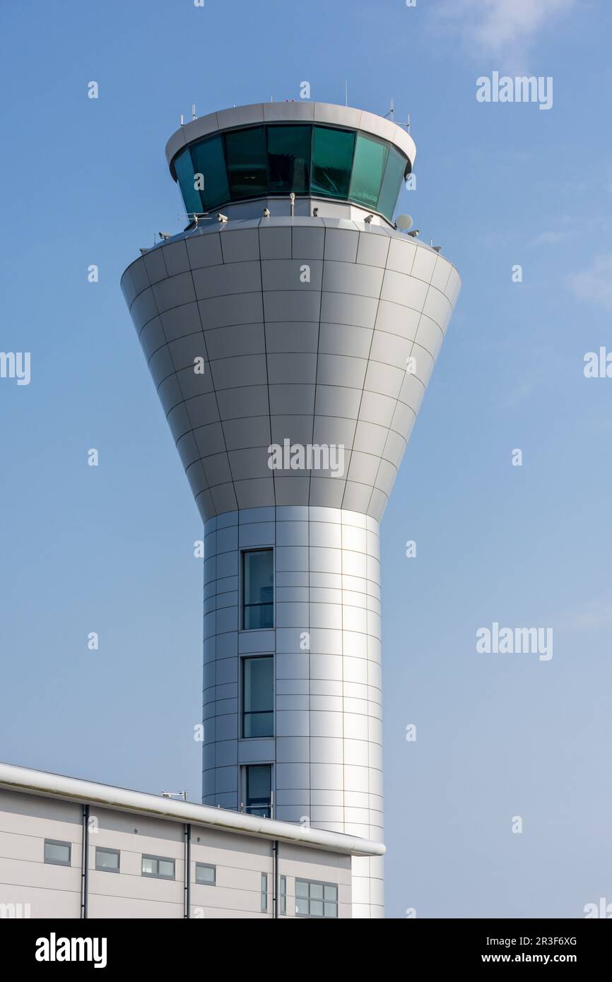 Kontrollturm am Jersey International Airport, St. Peter, Jersey, Kanalinseln Stockfoto