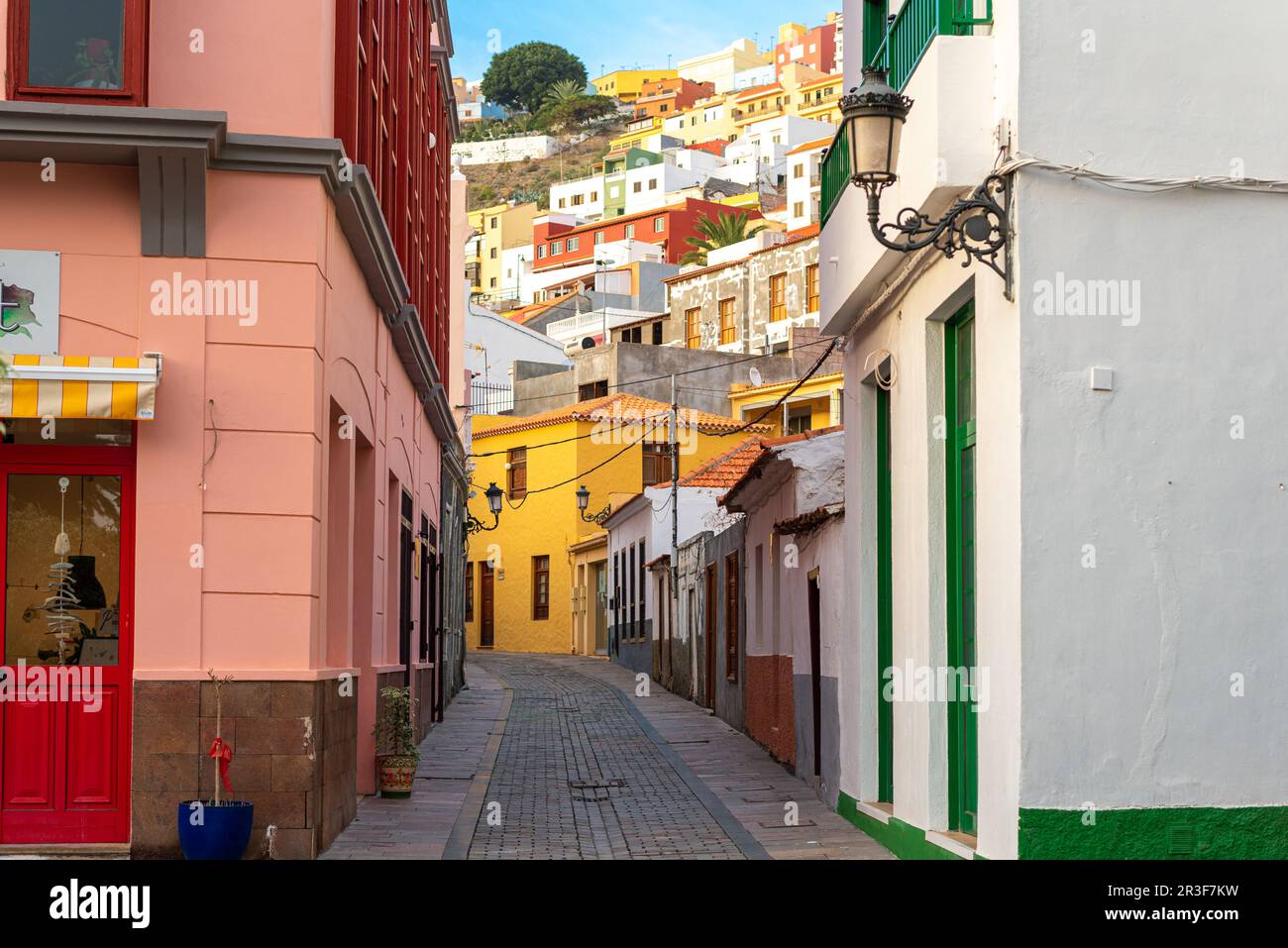 Farbenfrohe Häuser in San Sebastian de La Gomera Stockfoto