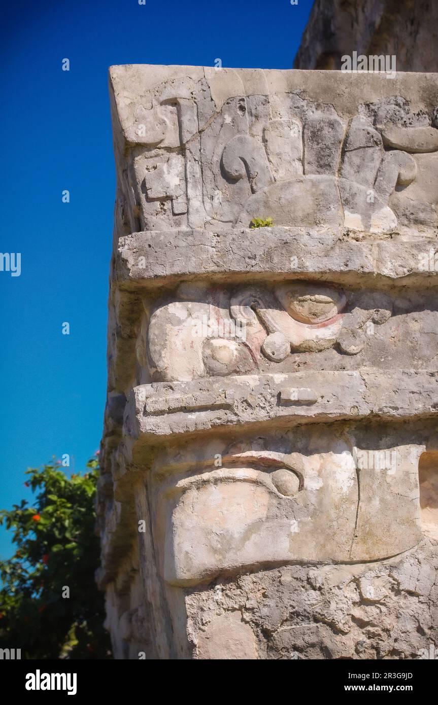 Die erhaltenen Ruinen von Tulum befinden sich an der karibischen Küste der mexikanischen Halbinsel Yucatan Stockfoto