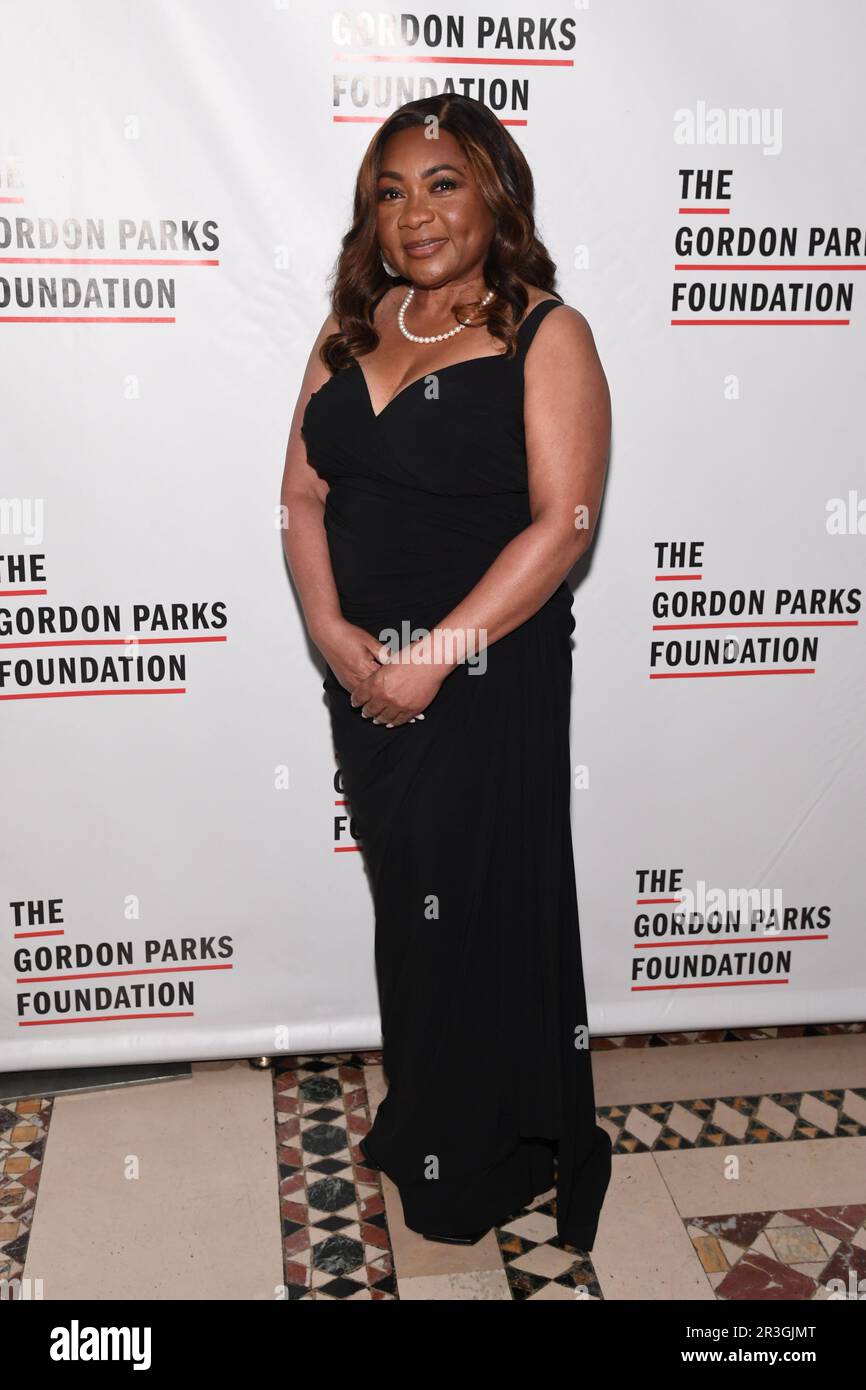 New York, USA. 23. Mai 2023. Catherine Coleman Flowers auf dem roten