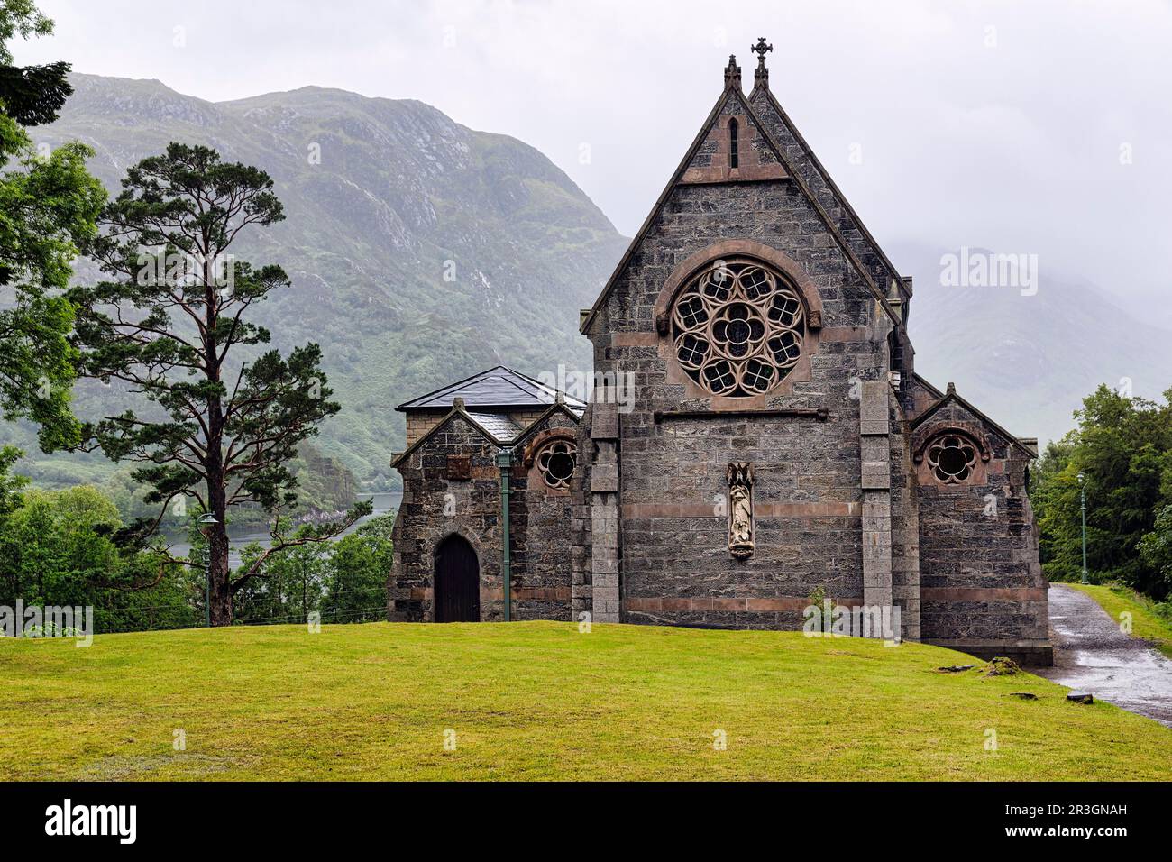 Mary & Saint Finnan, Glenfinnan Church, Loch Shiel, Highland, Schottland, Vereinigtes Königreich Stockfoto