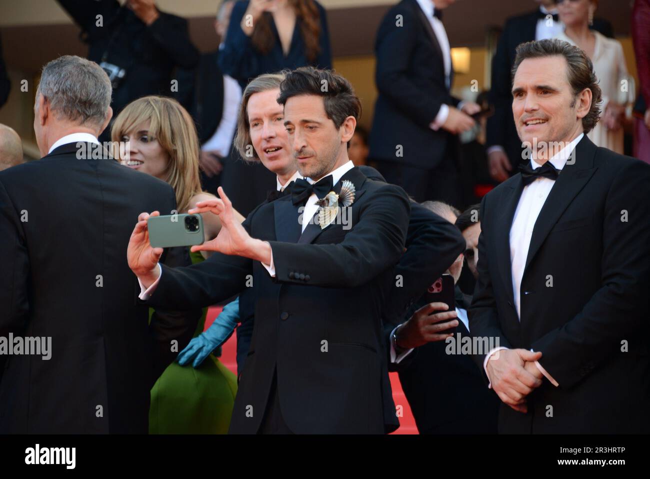 23. Mai 2023, CANNES, Frankreich: CANNES, FRANKREICH - 23. MAI: Adrien Brody und Matt Dillon besuchen den roten Teppich „Asteroid City“ während des 76. Jährlichen Filmfestivals in Cannes am Palais des Festivals am 23. Mai 2023 in Cannes, Frankreich. (Kreditbild: © Frederick Injimbert/ZUMA Press Wire) NUR REDAKTIONELLE VERWENDUNG! Nicht für den kommerziellen GEBRAUCH! Stockfoto