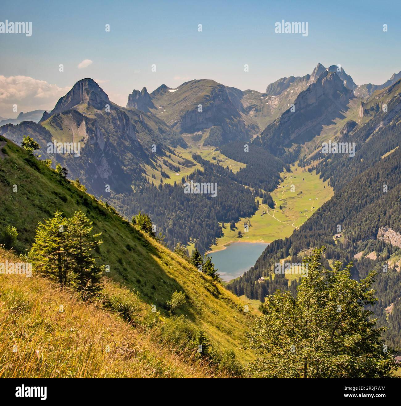 Blick vom hohen Kasten auf den See SÃ¤Mtis, Appenzellerland Stockfoto