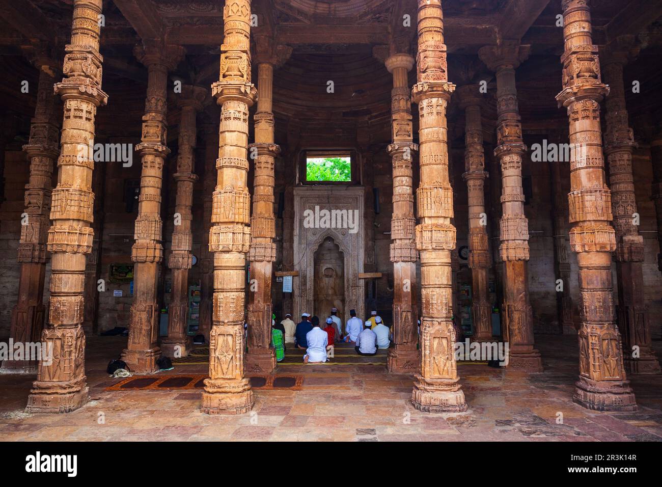 Adhai DIN Ka Jhonpra ist eine der ältesten Moscheen in Indien, in Ajmer Stadt in Rajasthan Stockfoto