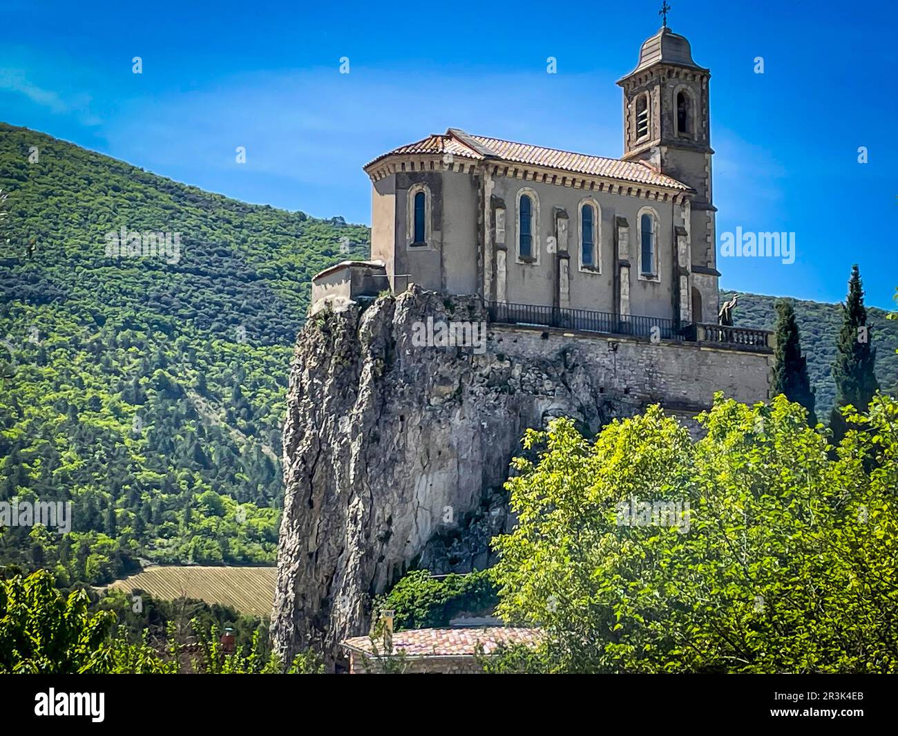 Frankreich, Basilika Notre-Dame de la Trost in Pierrelongue. Stockfoto