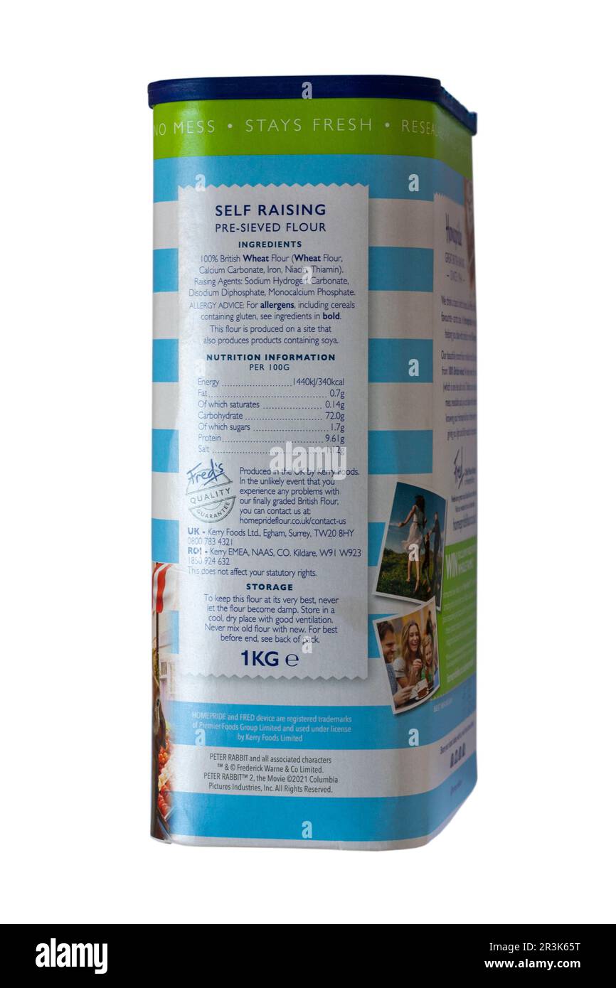 Inhaltsstoffe und Nährwertinformationen zu Homepride Selbstaufmachendes Mehl vorgesiebtes Mehl, isoliert auf weißem Hintergrund Stockfoto