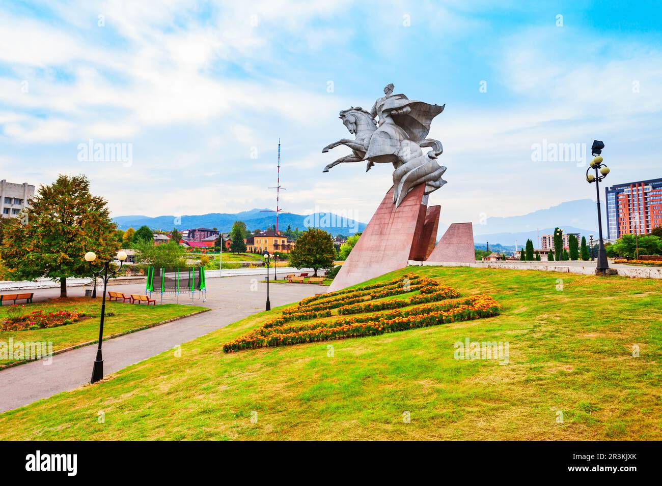 Wladikawkaz, Russland - 26. September 2020: Denkmal für den Armeegeneral und sowjetischen Militärkommandanten Issa Plijew oder Pliev in Wladikawkaz Stockfoto
