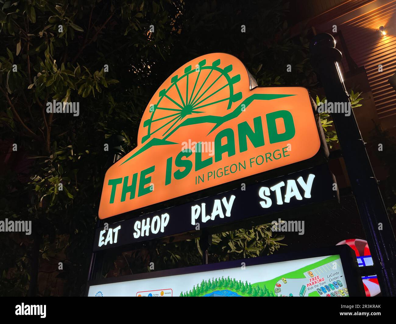 The Island ist ein Unterhaltungsviertel in der Innenstadt von Pigeon Forge mit Hotels, Restaurants, Destillerien und Einkaufsmöglichkeiten. Stockfoto
