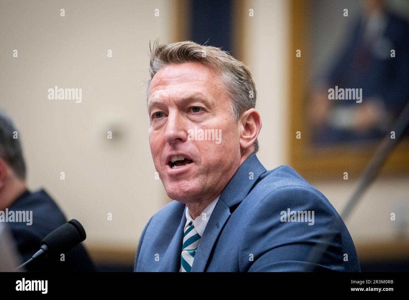 Washington, Vereinigte Staaten Von Amerika. 23. Mai 2023. Rodney Scott, pensionierter Chief, USA Border Patrol, erscheint vor einem House Committee on the Judiciary | Unterausschuss für Integrität, Sicherheit und Vollstreckung der Einwanderung Anhörung „The Biden Border Crisis: Part III“ im Rayburn House Office Building in Washington, DC, Dienstag, 23. Mai 2023. Kredit: Rod Lamkey/CNP/Sipa USA Kredit: SIPA USA/Alamy Live News Stockfoto