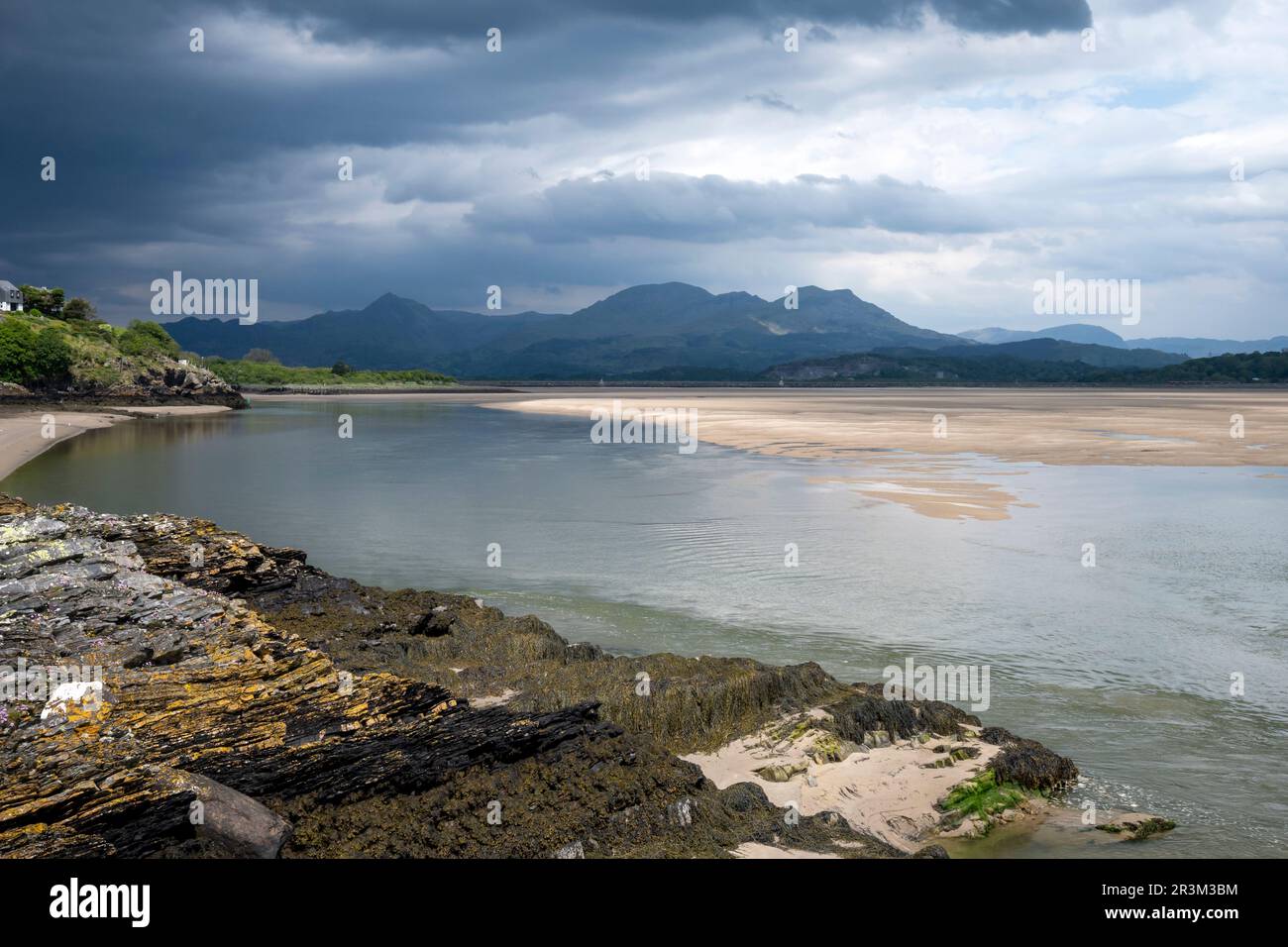 Borth-y-gest Dorf nahe Porthmadog in Snowdonia, Wales Stockfoto