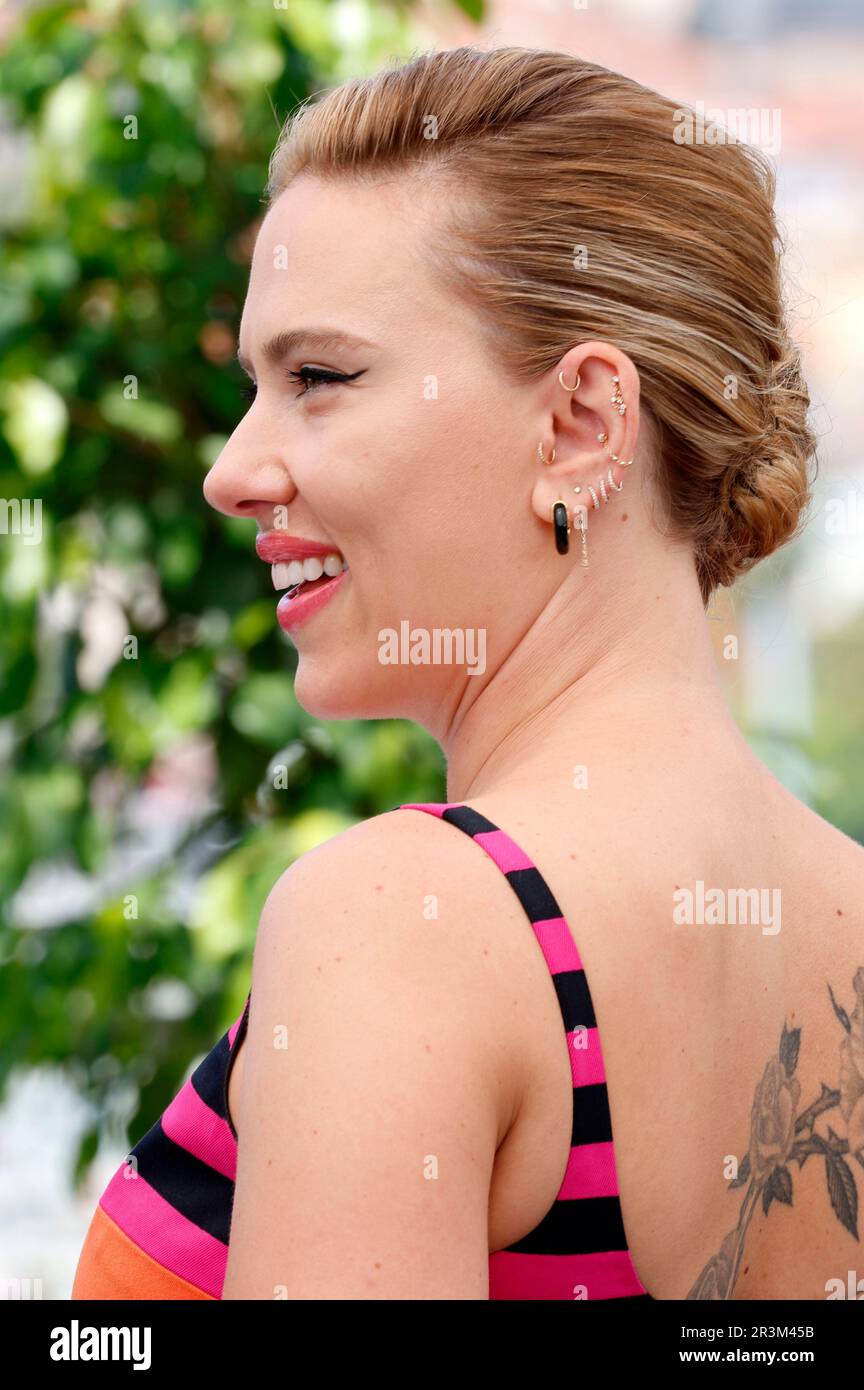 Scarlett Johansson beim Photocall zum Kinofilm 'Asteroid City' auf dem Festival de Cannes 2023 / 76. Internationale Filmfestspiele von Cannes am Palais des Festivals. Cannes, 24.05.2023 Stockfoto