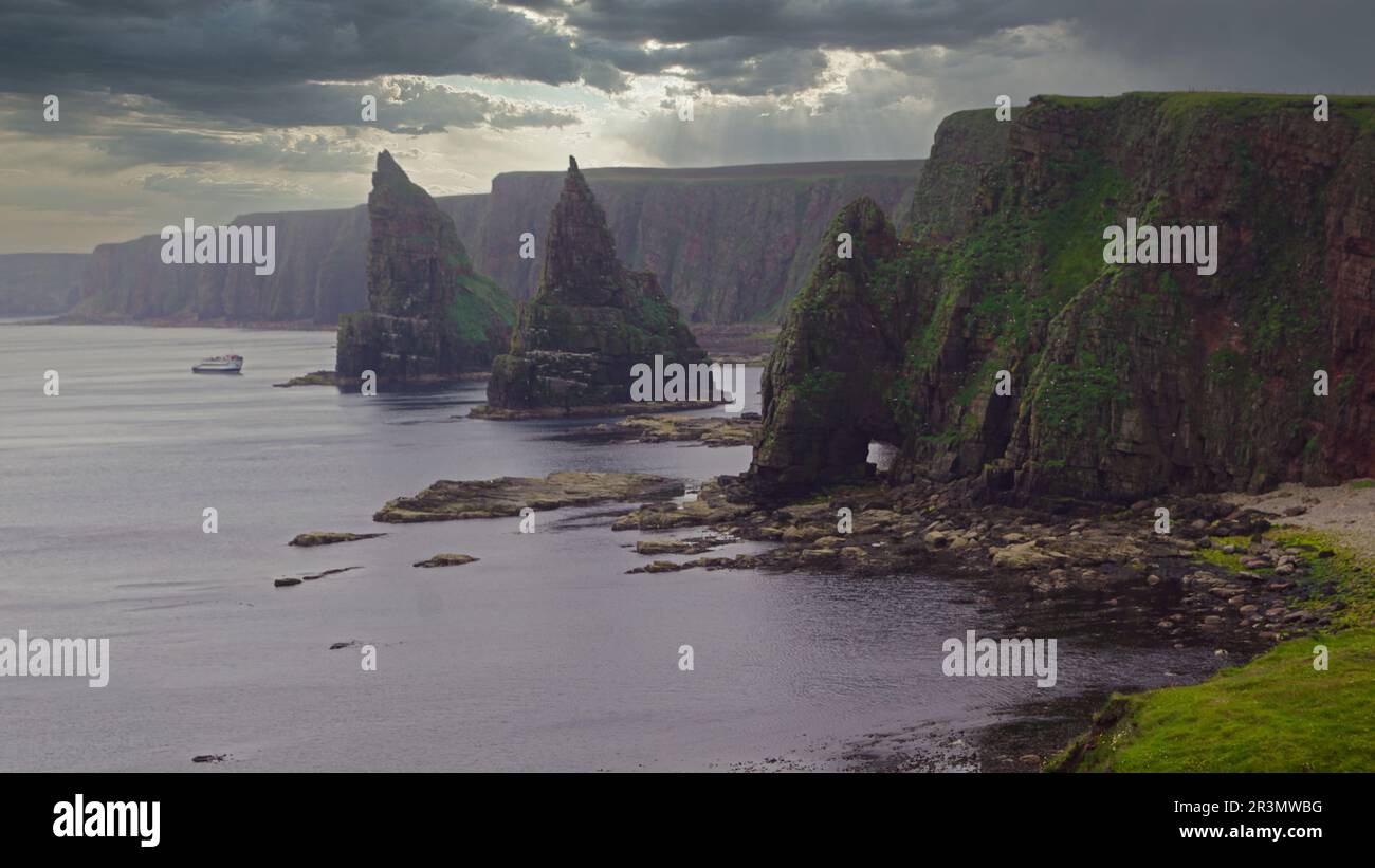 Blick auf die Duncansby Head Stacks Stockfoto