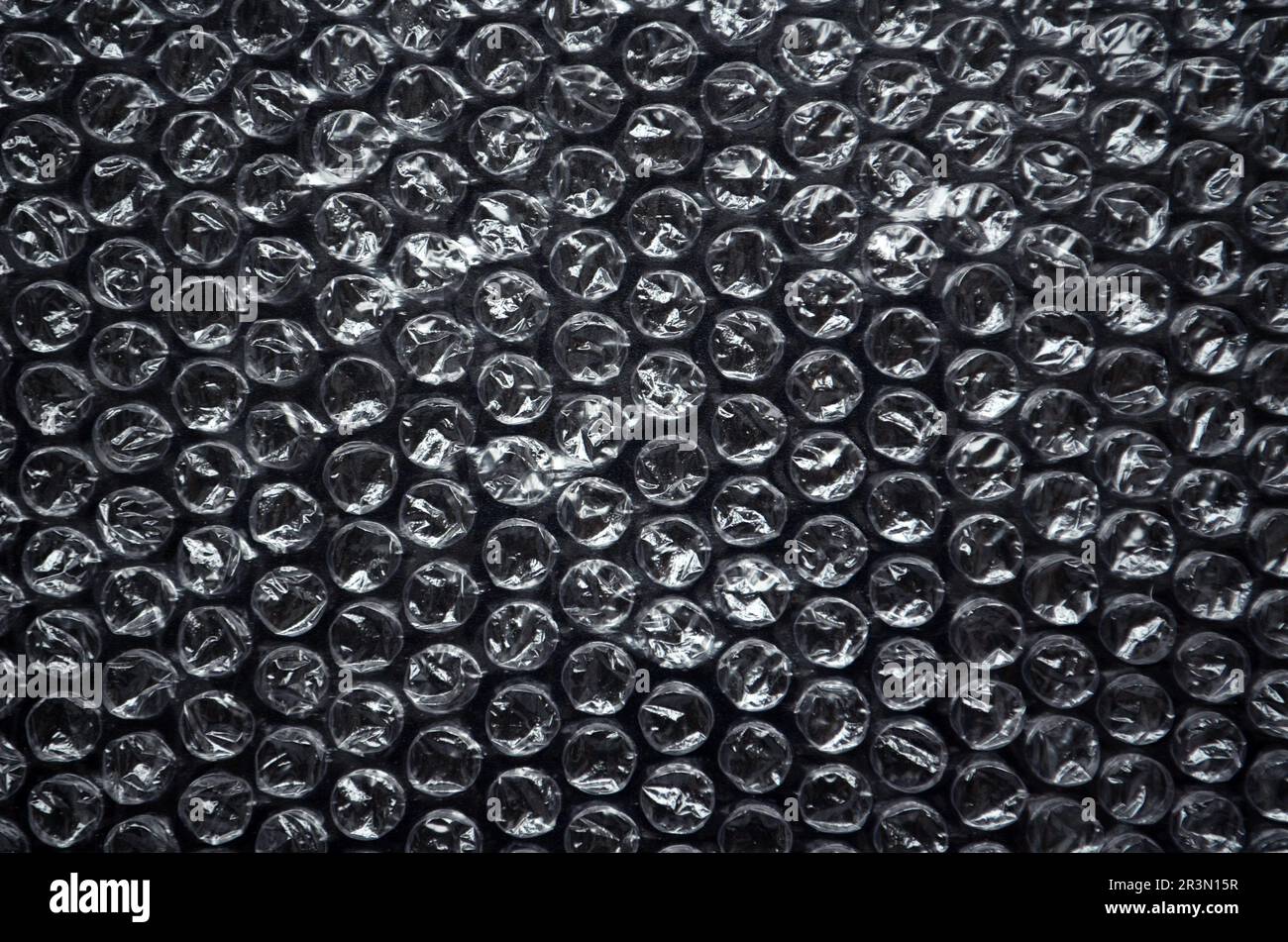 Cellophane plastic polymer film packaging -Fotos und -Bildmaterial in hoher  Auflösung – Alamy