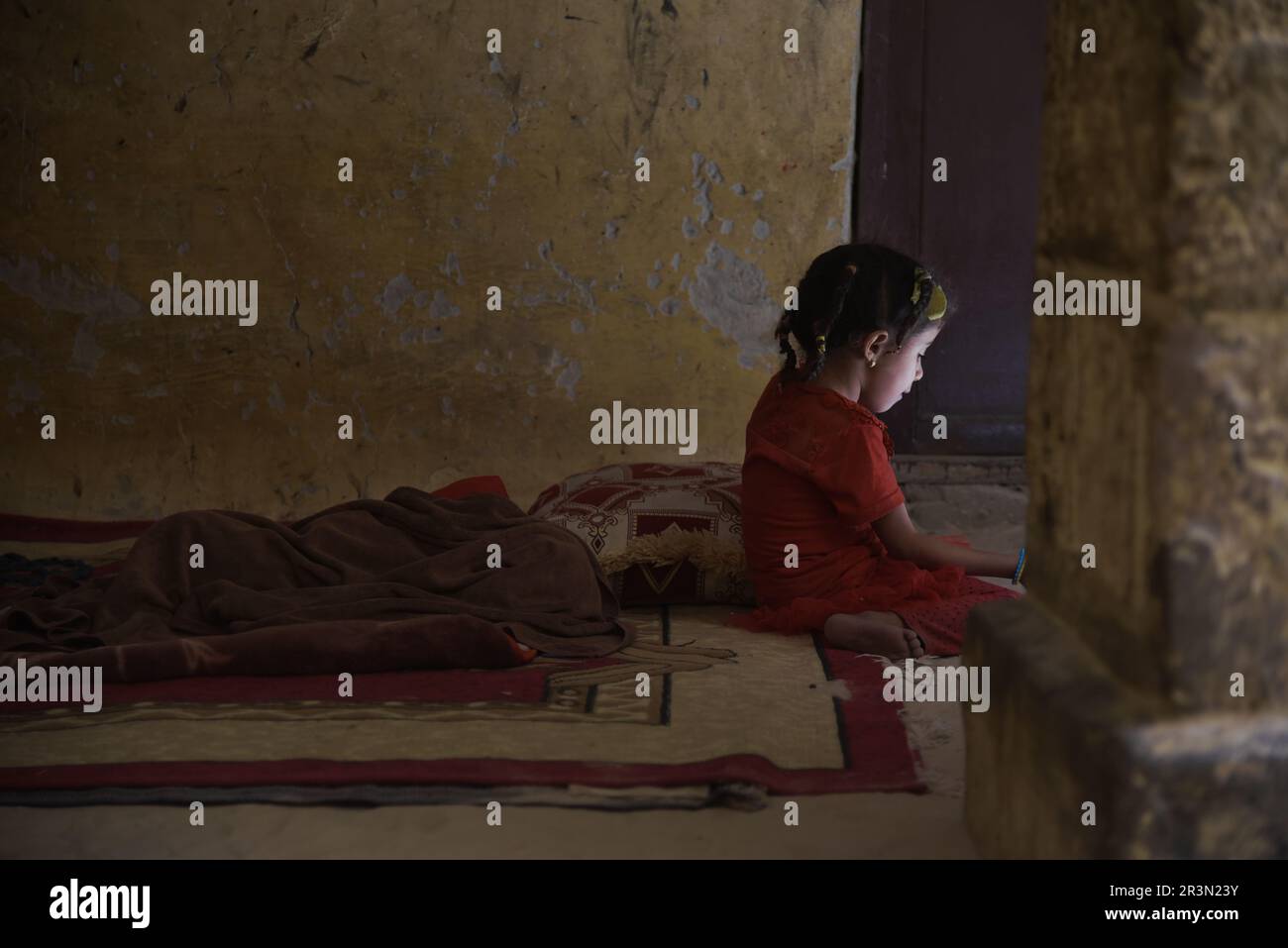 Nicolas Remene / Le Pictorium - Baba El Hadj, ein junger Schuljunge in Timbuktu, Mali. - 18/1/2020 - Mali / Tombouctou (Timbuktu) / Tombouctou (Timbuk Stockfoto