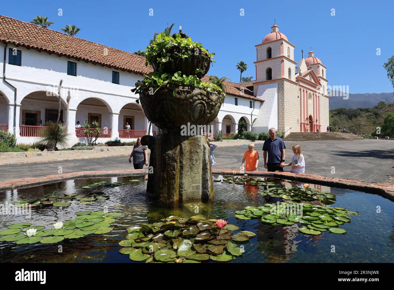 7-10-2021: Santa Barbara, Kalifornien: Mission Santa Barbara Stockfoto