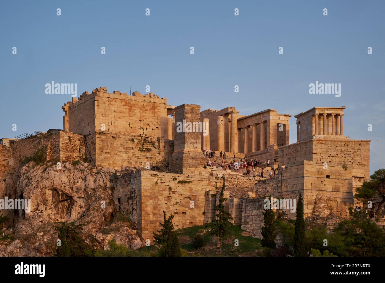 Panoramablick auf die Akropolis von Athen und den Parthenon - Griechenland Stockfoto Panoramablick auf die Akropolis von Athen und den Parthenon - Griechenland Stockfoto