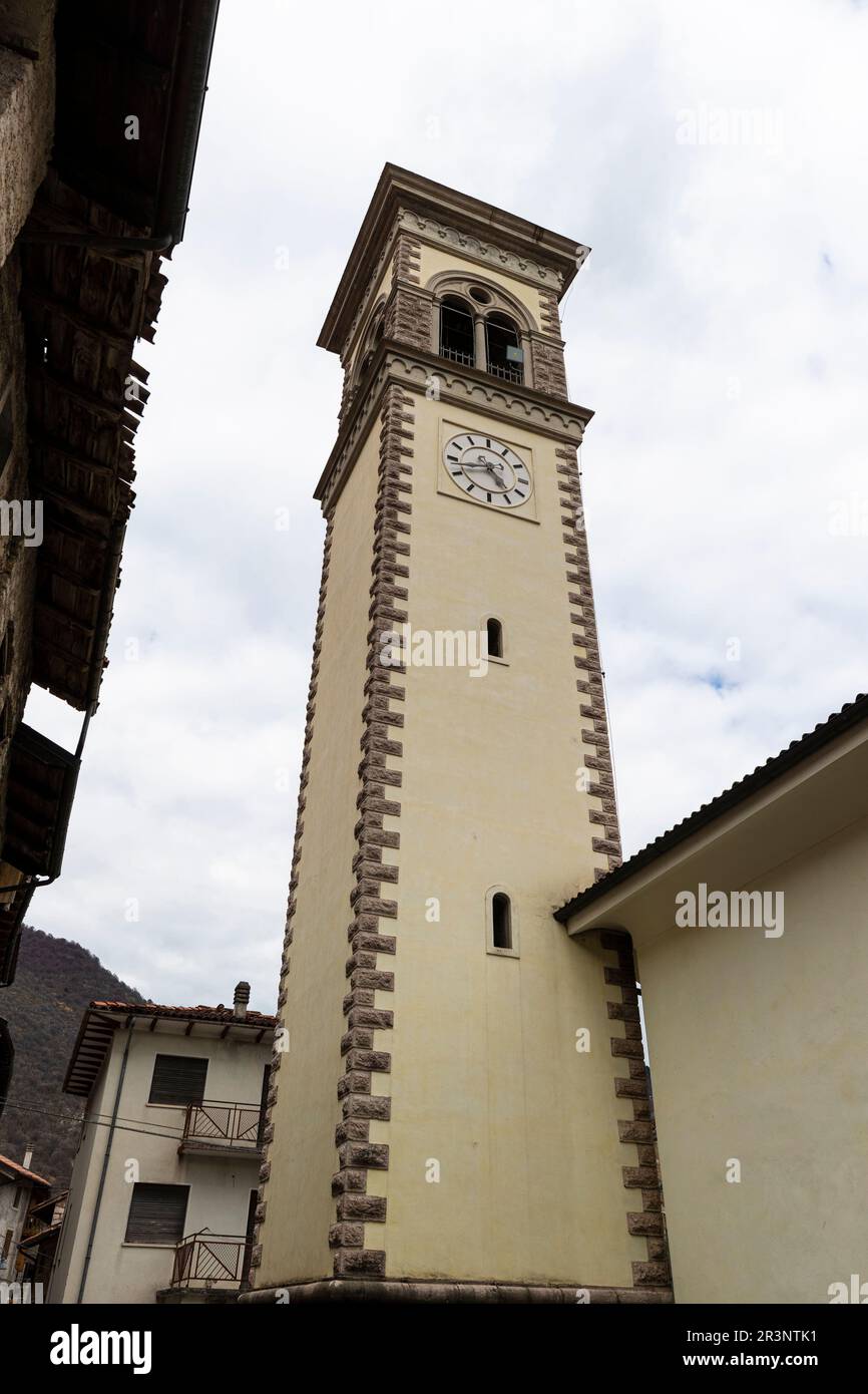 Italien Friuli Erto - Kirche des St. Bartholomew Apostels Stockfoto