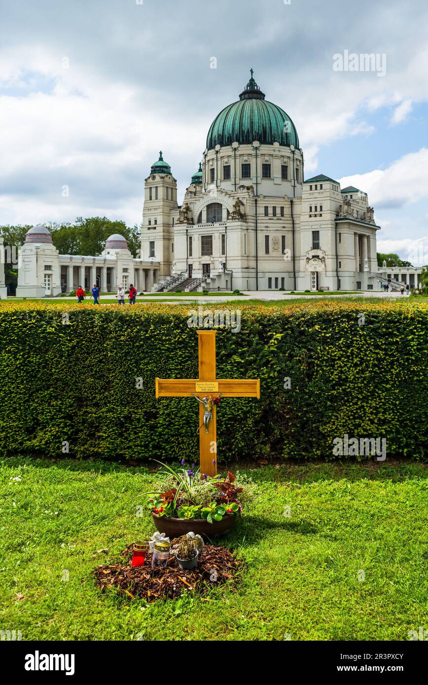 wien, österreich, 19. Mai 2023, Grab von georg oswald alias mandy von den  Bambis am Zentralfriedhof wiener Zentralfreidhof Stockfotografie - Alamy