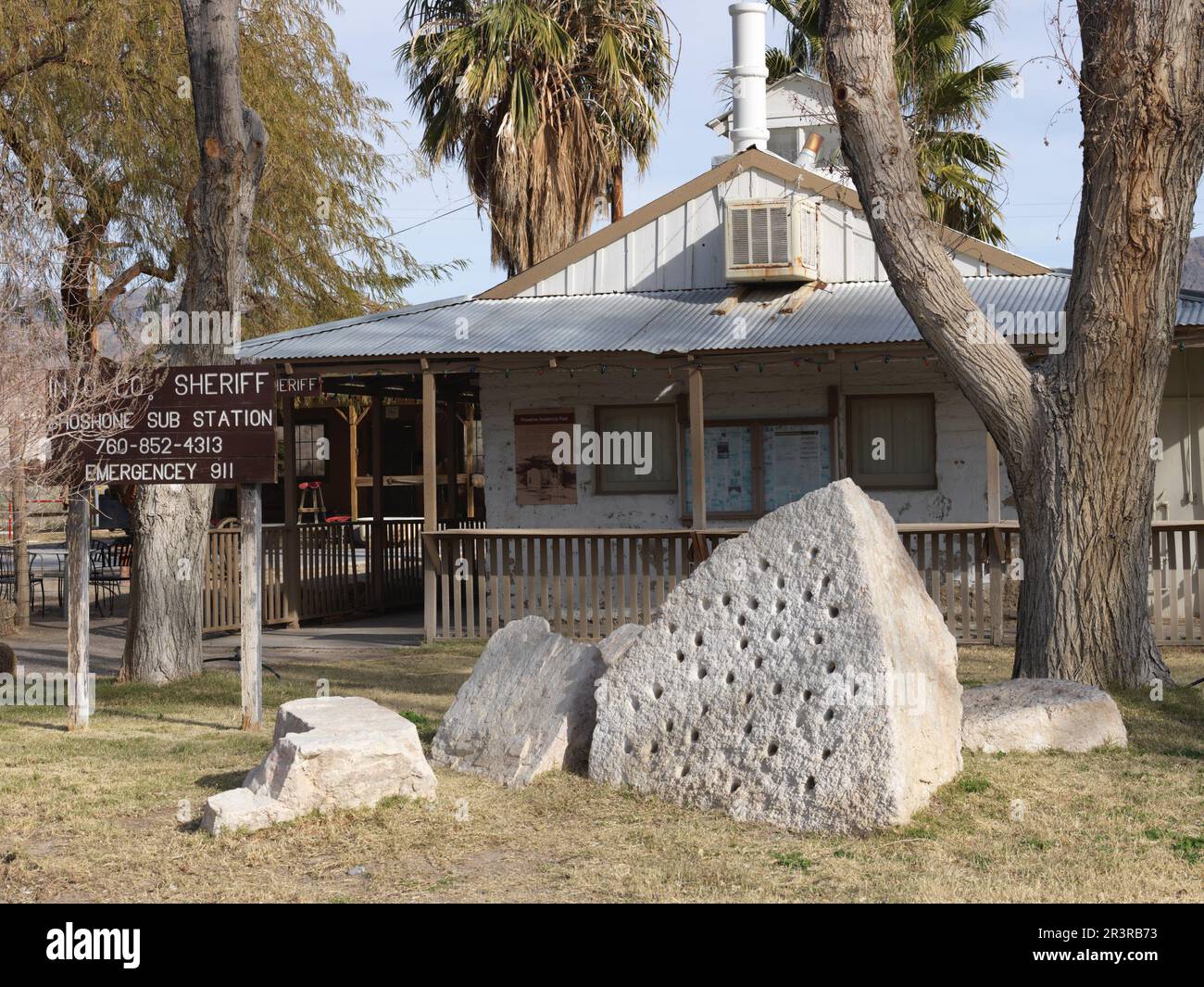 Shoshone, Kalifornien, USA. 8. Januar 2017. Eine Umspannstation des Inyo County Sheriffs in Shoshone, Death Valley California (Kreditbild: © Ian L. SITREN/ZUMA Press Wire), NUR REDAKTIONELLE VERWENDUNG! Nicht für den kommerziellen GEBRAUCH! Stockfoto