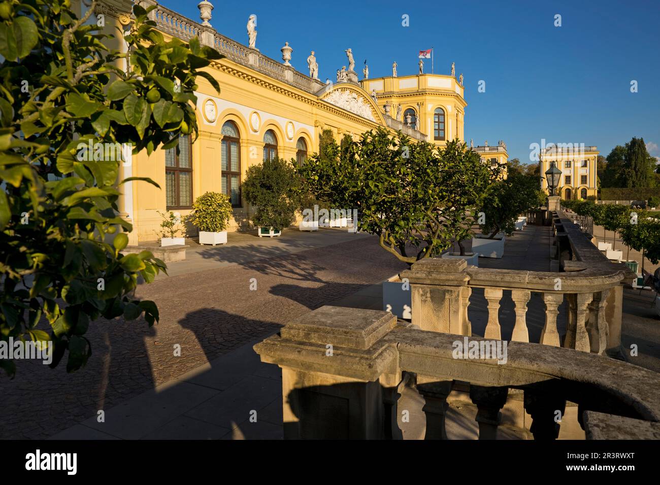 Die Orangerie im barocken Karlsaue Park, Kassel, Hessen, Deutschland, Europa Stockfoto