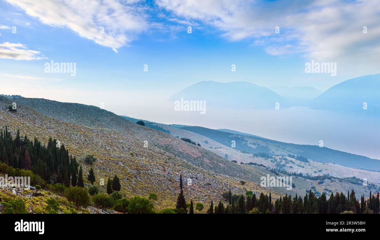 Sommer-Dunst-Abendblick (Kefalonia, Griechenland) Stockfoto