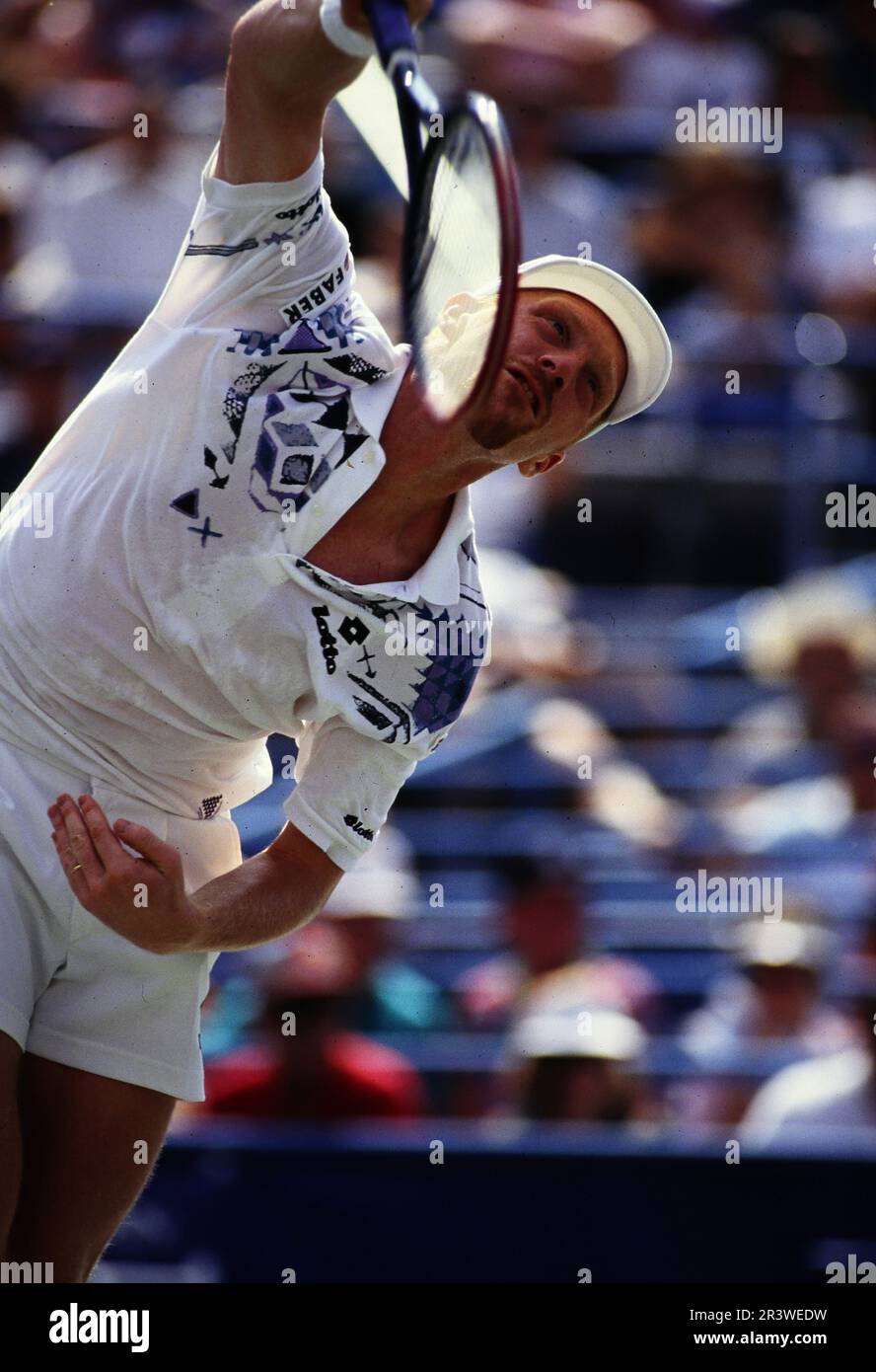 Boris Becker, deutscher Tennisspieler, auf dem Tennisplatz in Aktion. Stockfoto