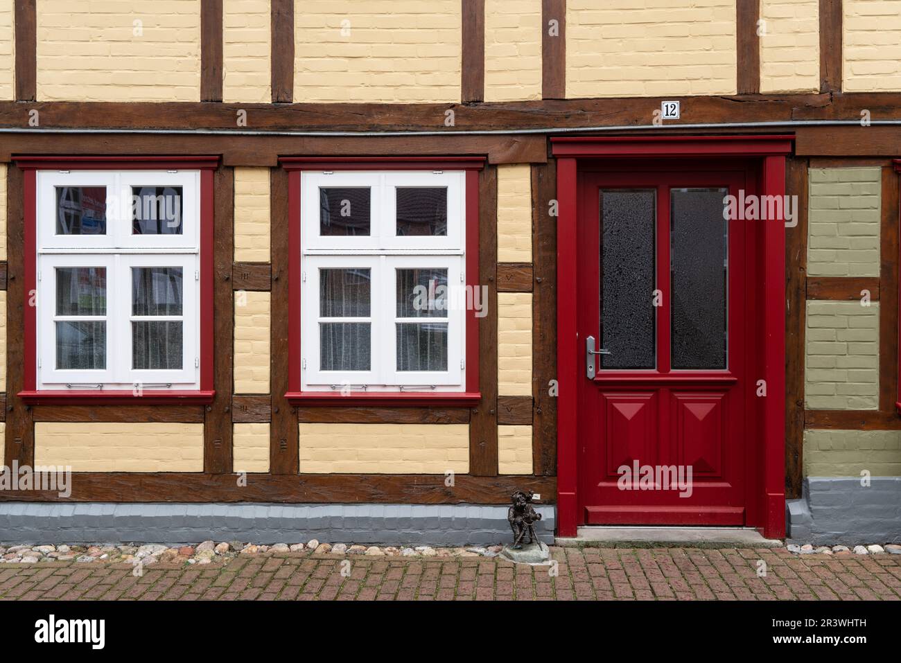 Tür in der Altstadt von Hitzacker an der Elbe Stockfoto
