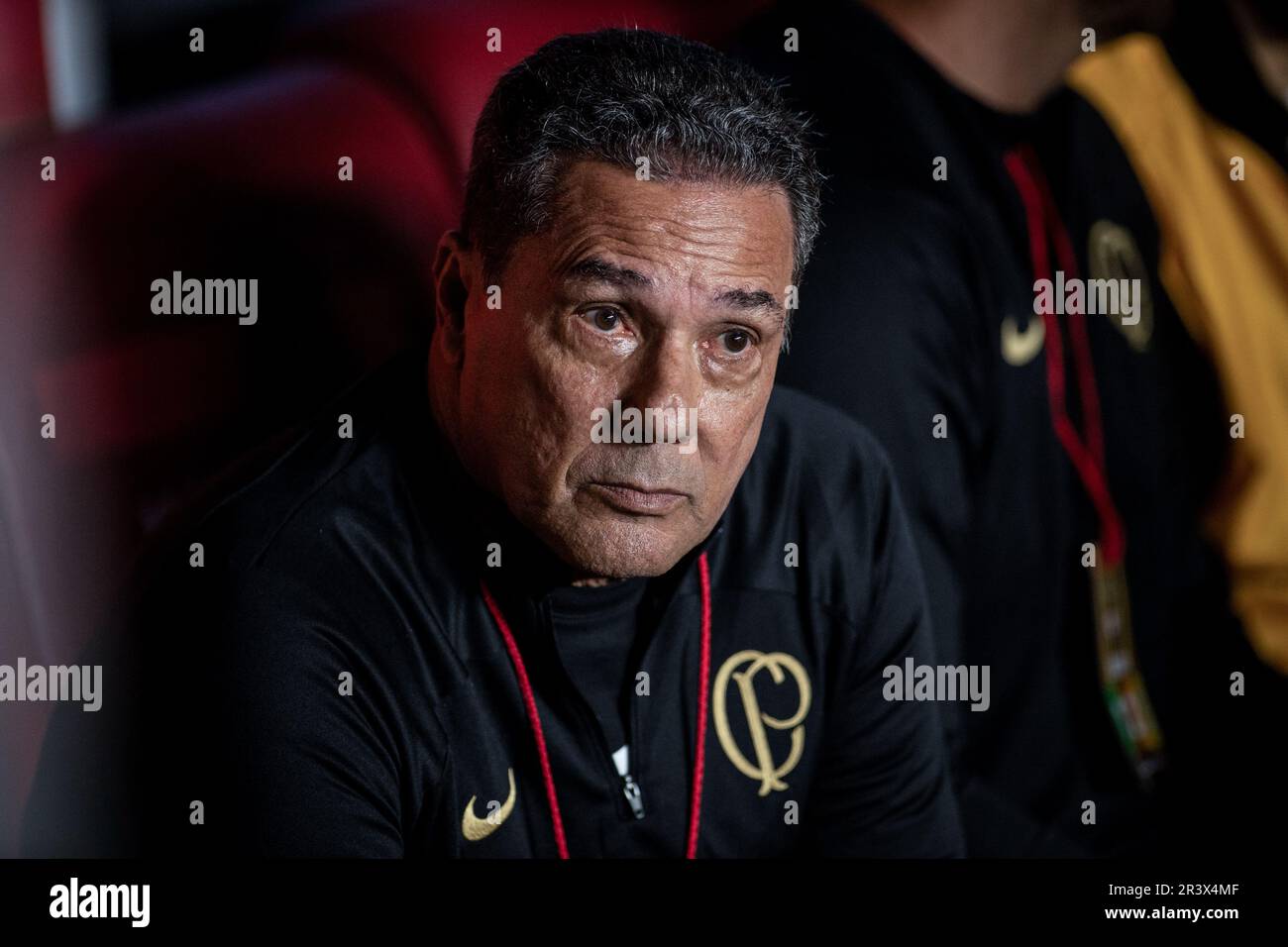 Buenos Aires, Argentinien. 24. Mai 2023. Vanderlei Luxemburgo Cheftrainer der Corinthianer während des Copa CONMEBOL Libertadores 2023-Spiels der Gruppe E zwischen Argentinos Juniors und Corinthians im Diego Maradona Stadion. Endstand: Argentinos Juniors 0:0 Corinthians Credit: SOPA Images Limited/Alamy Live News Stockfoto