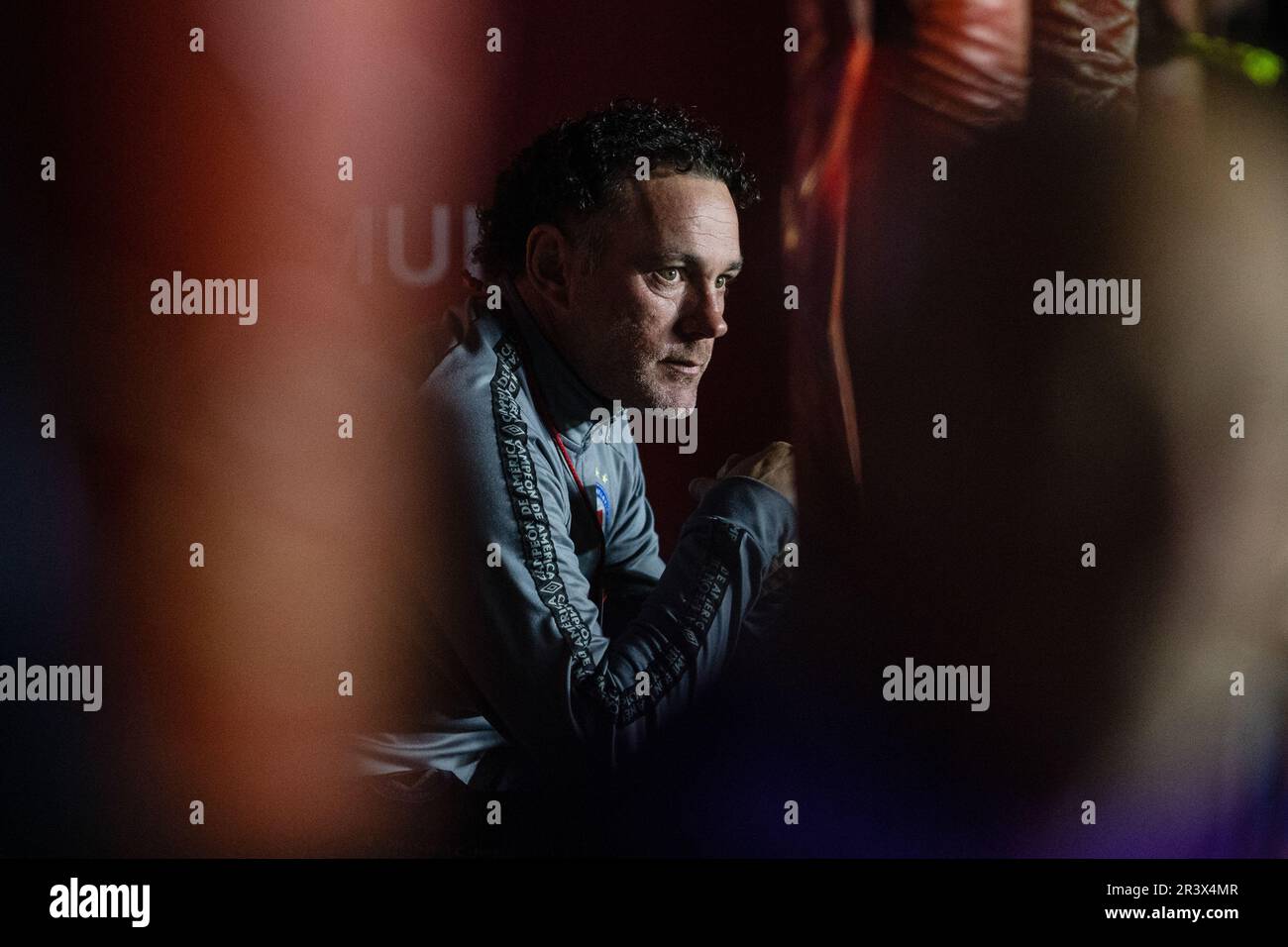 Buenos Aires, Argentinien. 24. Mai 2023. Gabriel Milito, Cheftrainer von Argentinos Juniors, gesehen während des Spiels Copa CONMEBOL Libertadores 2023 Gruppe E zwischen Argentinos Juniors und Corinthians im Diego Maradona Stadium. Endstand: Argentinos Juniors 0:0 Corinthians Credit: SOPA Images Limited/Alamy Live News Stockfoto