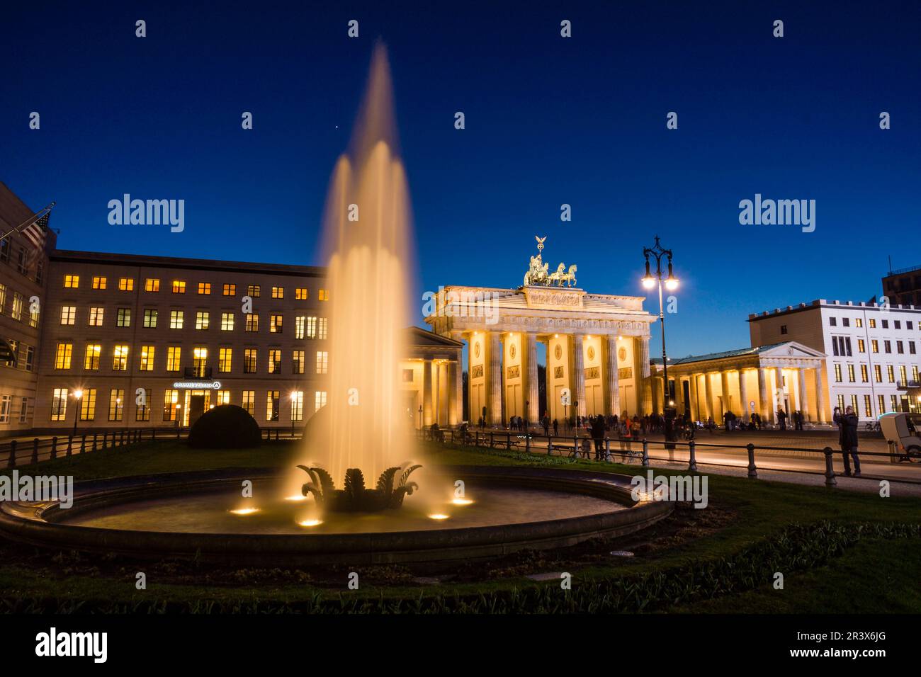 La Puerta de,Brandenburg,Obra del arquitecto Carl Gotthard Langhans, Berlin, Alemania, Europa. Stockfoto