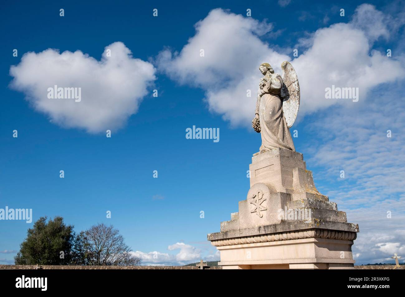 Geflügelter wächter Fotos und Bildmaterial in hoher Auflösung Alamy
