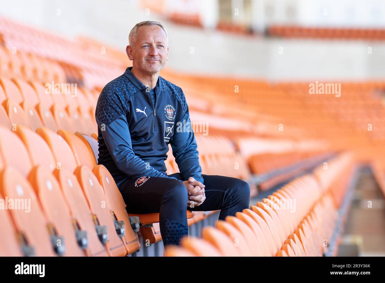 Blackpool ernennt Neil Critchley auf der Grundlage eines
