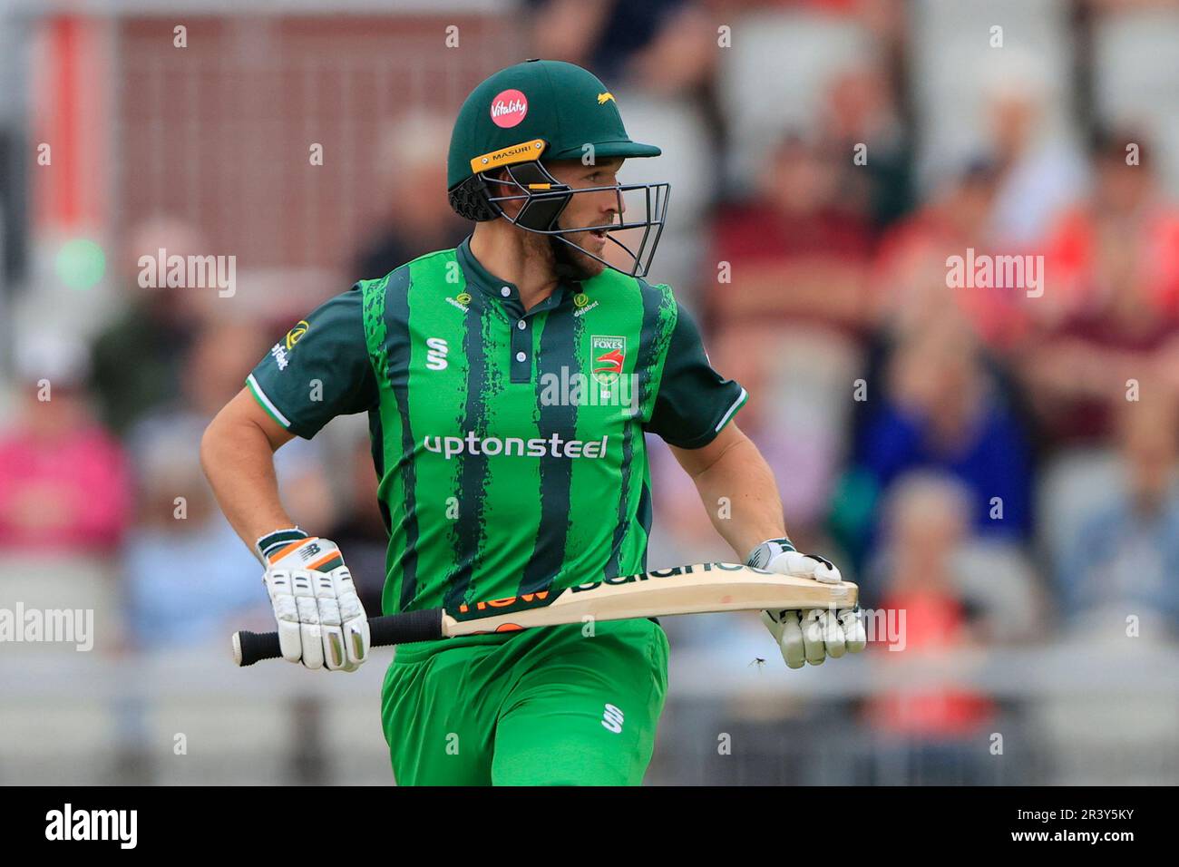 Wiaan Mulder von Leicestershire Foxes absolviert einen weiteren Lauf während des Vitality Blast-Spiels Lancashire Lightning vs Leicestershire Foxes in Old Trafford, Manchester, Großbritannien, 25. Mai 2023 (Foto von Conor Molloy/News Images) Stockfoto