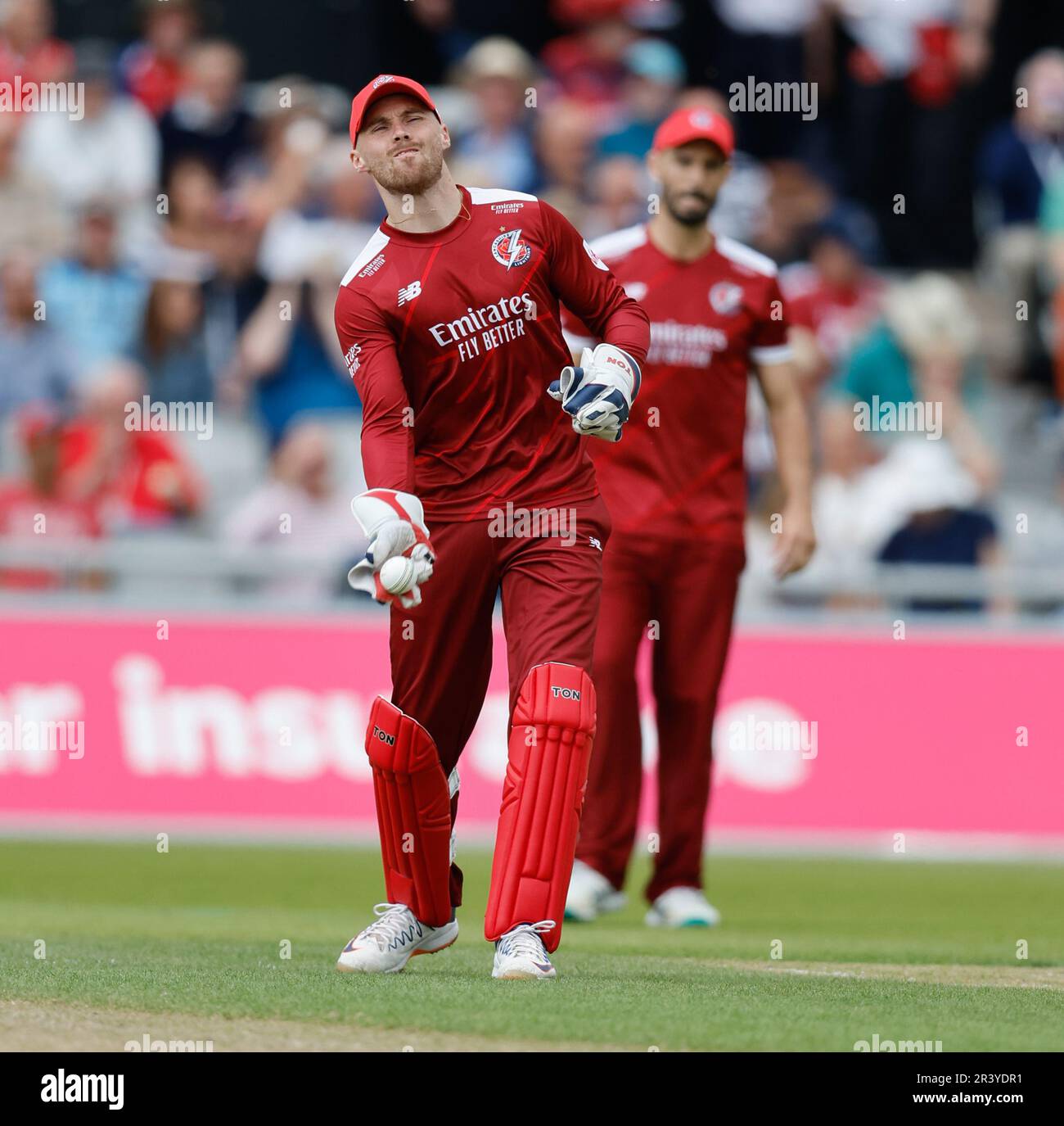 25. Mai 2023; Old Trafford Cricket Ground, Manchester, England: Vitality Blast T20 League Cricket, Lancashire Lightning versus Leicestershire Foxes; Phil Salt von Lancashire Lightning Stockfoto