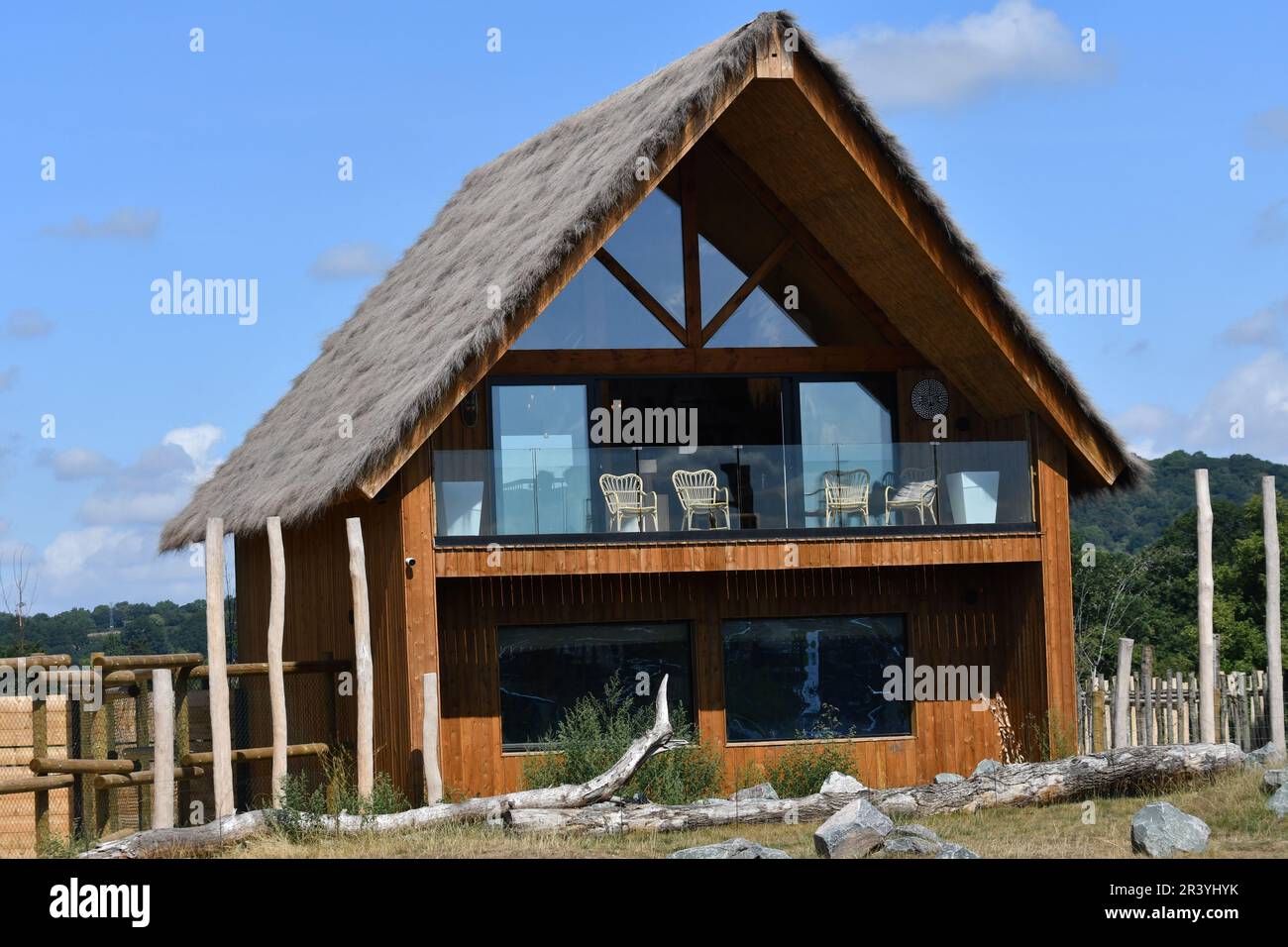 safari Lodge im West Midlands Safari Park, Bewdley, Worcestershire, Großbritannien Stockfoto