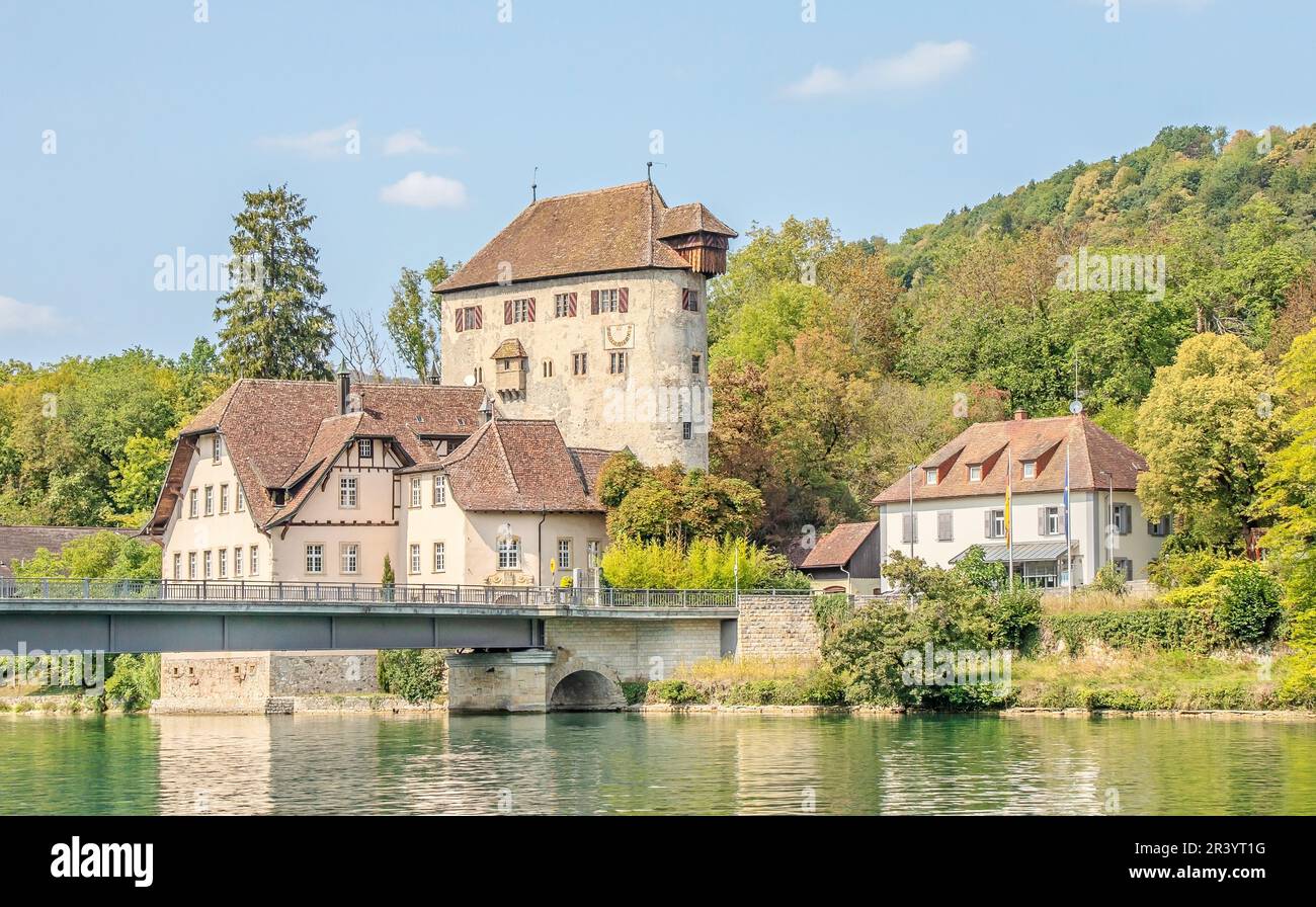 Burg Rotwasserstelz und Schloss Rötteln genannt. Die Brücke über den