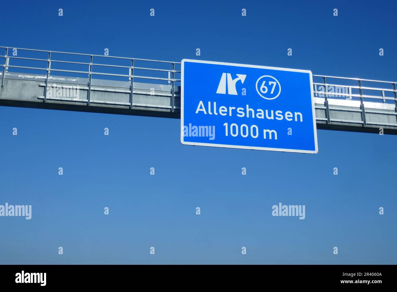 Autobahnausfahrt Allershausen Stockfoto