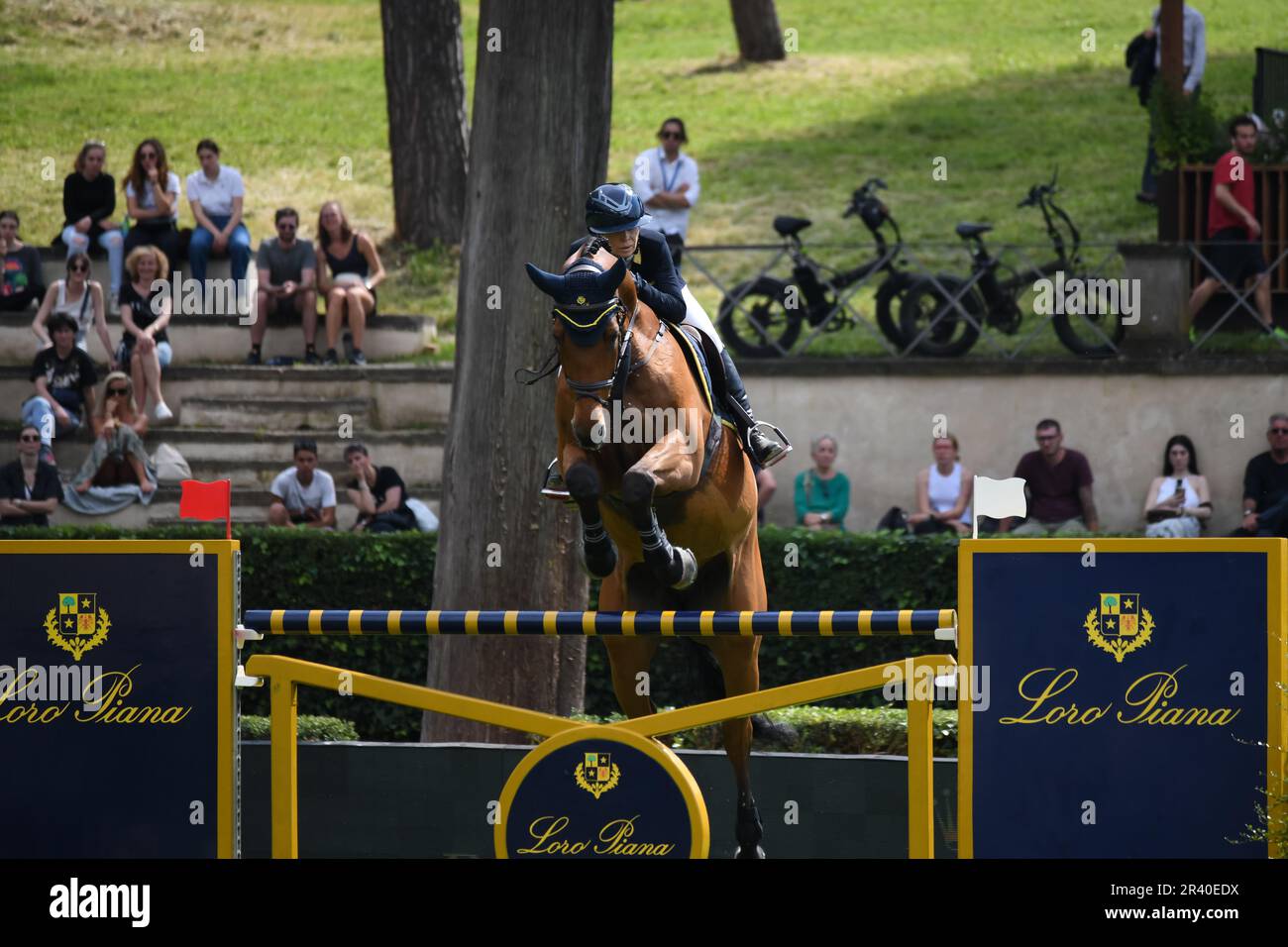 CSIO Roma 2023, Piazza di Siena, Rom, Italien, Mai 25 2023. Reitspringwettbewerb Tab A gegen die Uhr, Edwina Tops-Alexander (AUS) Springer. Foto: Fabio Pagani/Alamy Live News Stockfoto