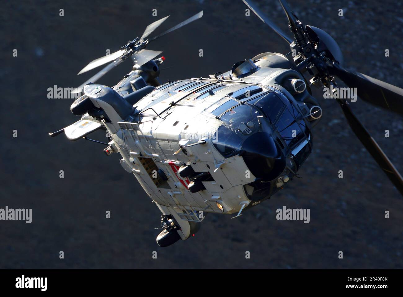 Ein TH89 Cougar militärischer Transporthubschrauber der Schweizerischen Luftwaffe. Stockfoto