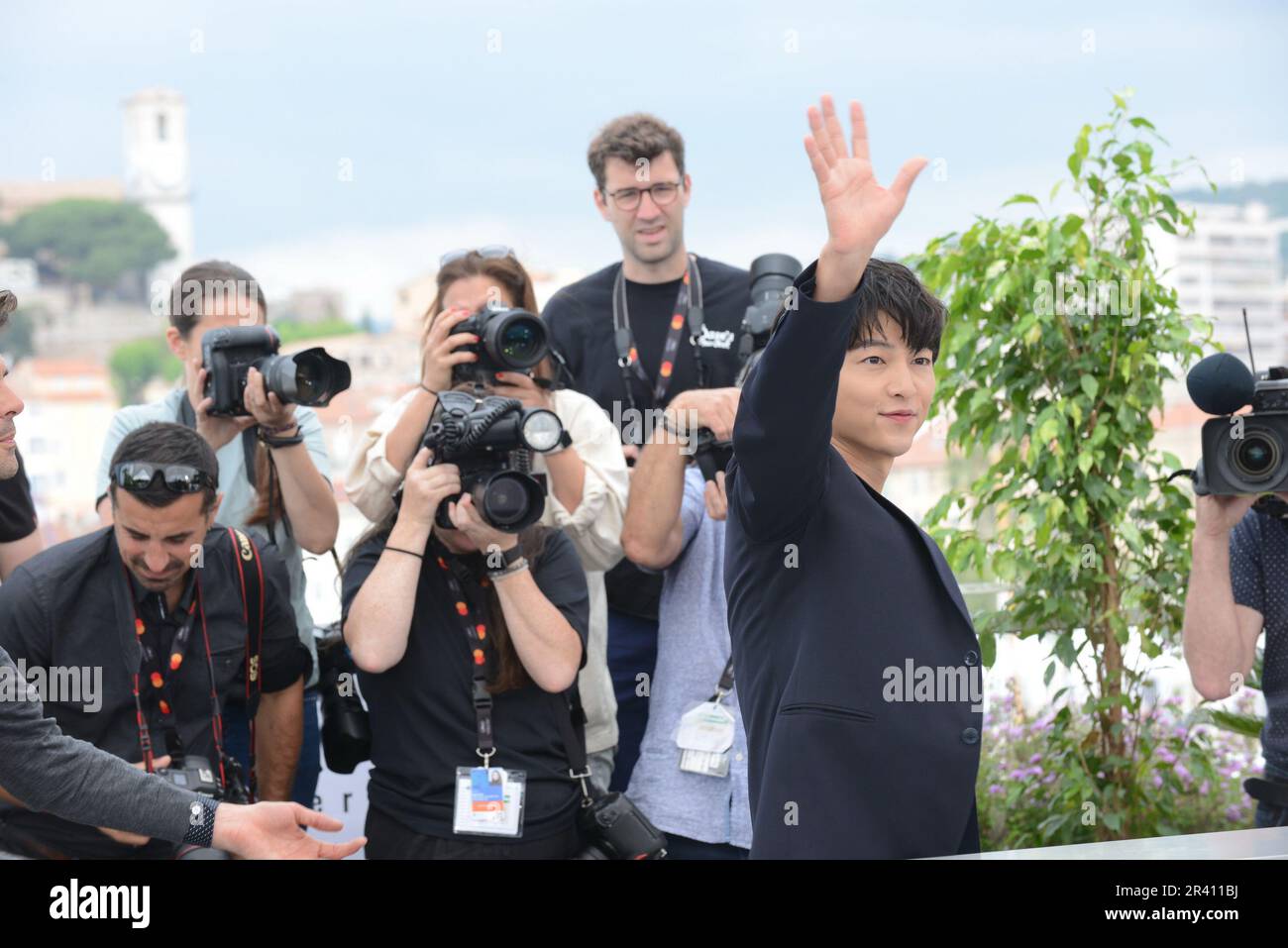 25 76. Mai 2023, CANNES, Frankreich: CANNES, FRANKREICH - 25. MAI: Joong Ki Song nimmt am 25. Mai 2023 im Palais des Festivals in Cannes, Frankreich, an der Fotokonferenz „Hwa-ran (hoffnungslos)“ Teil. (Kreditbild: © Frederick Injimbert/ZUMA Press Wire) NUR REDAKTIONELLE VERWENDUNG! Nicht für den kommerziellen GEBRAUCH! Stockfoto