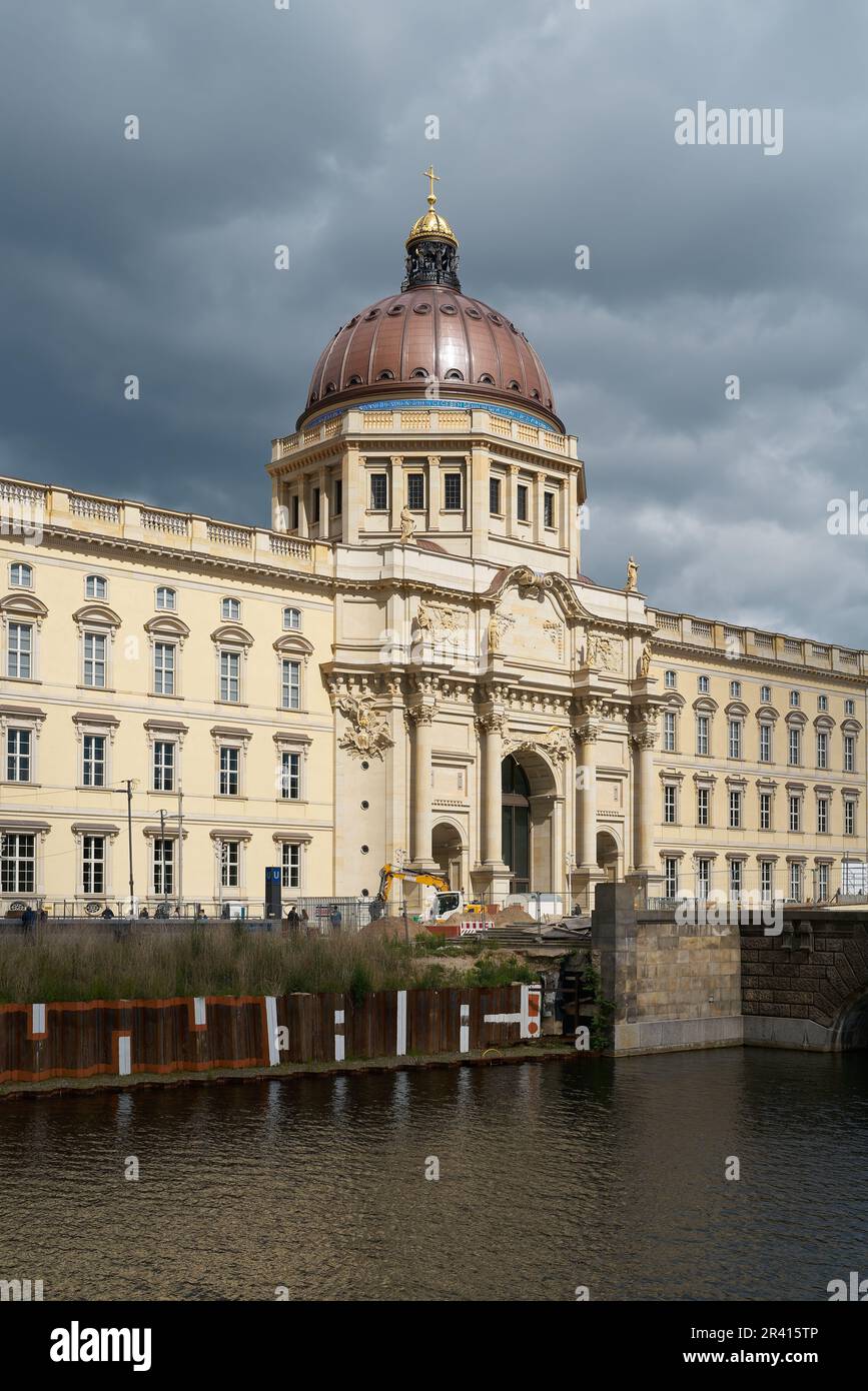 Das fertiggestellte Humboldt-Forum im Zentrum Berlins an der Spree Stockfoto