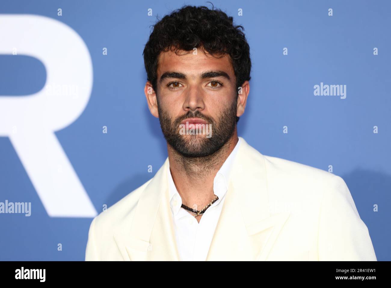 25. Mai 2023, Antibes, Cote d'Azur, Frankreich: Italienischer Tennisspieler MATTEO BERRETTINI besucht die amfAR Gala während des 76. Jährlichen Filmfestivals in Cannes am 25. Mai 2023 in Cannes, Frankreich (Kreditbild: © Mickael Chavet/ZUMA Press Wire) REDAKTIONELLE VERWENDUNG! Nicht für den kommerziellen GEBRAUCH! Stockfoto