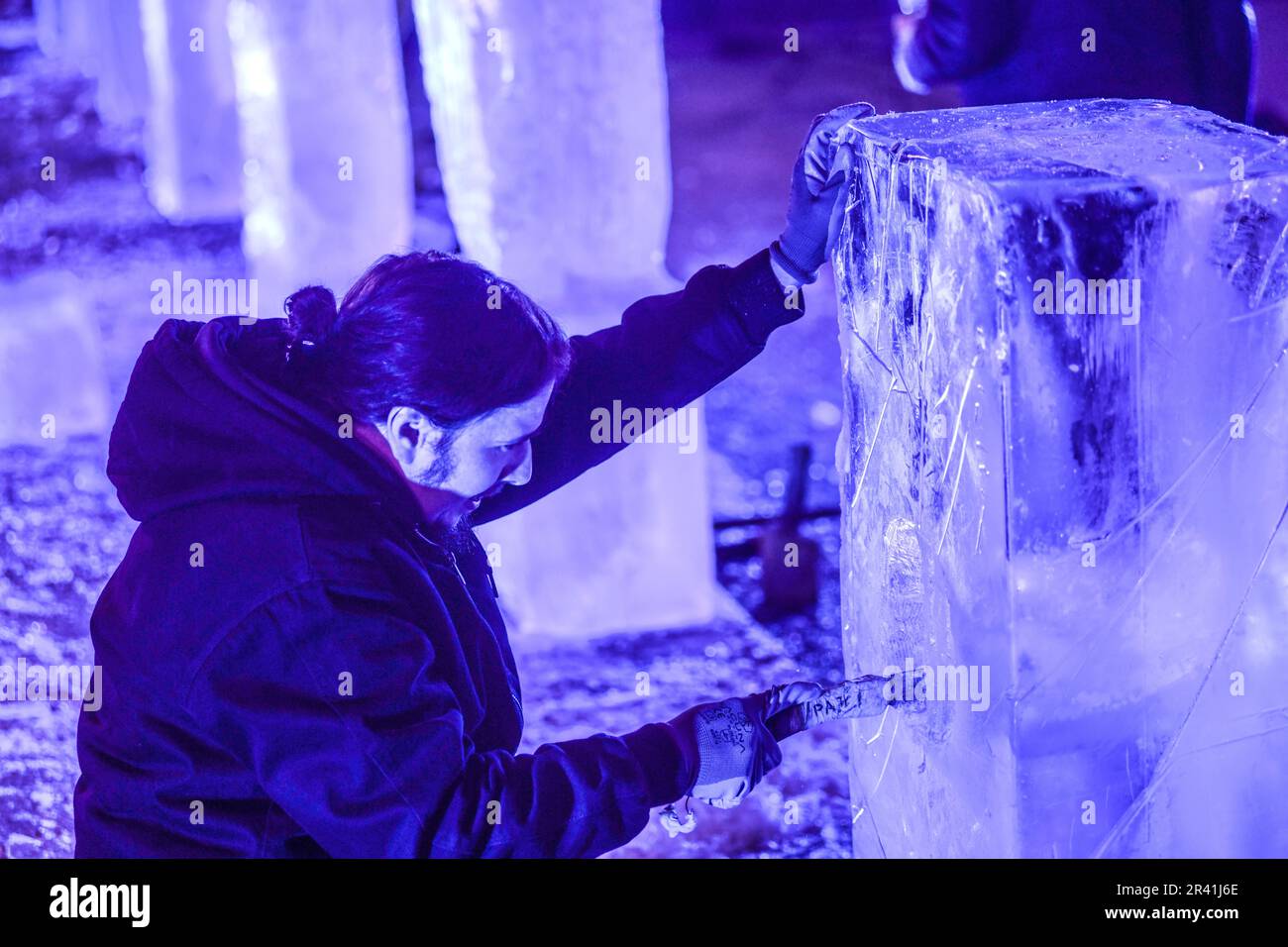 Eisskulpturenwettbewerb in Varazdin während der Winterferien in Kroatien Stockfoto