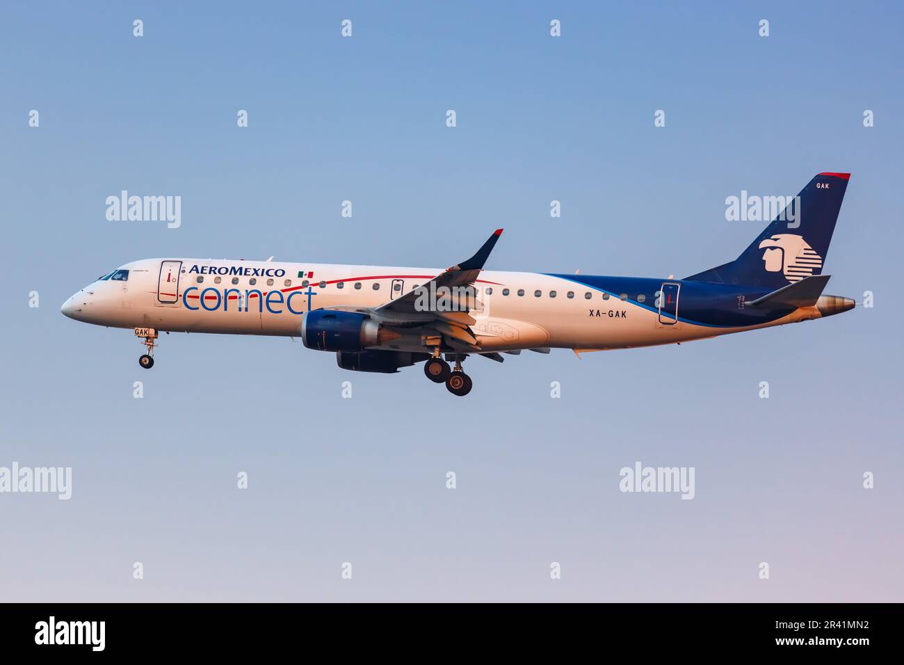 Aeromexico Connect Embraer 195 Flugzeug Mexico City Flughafen in Mexiko Stockfoto