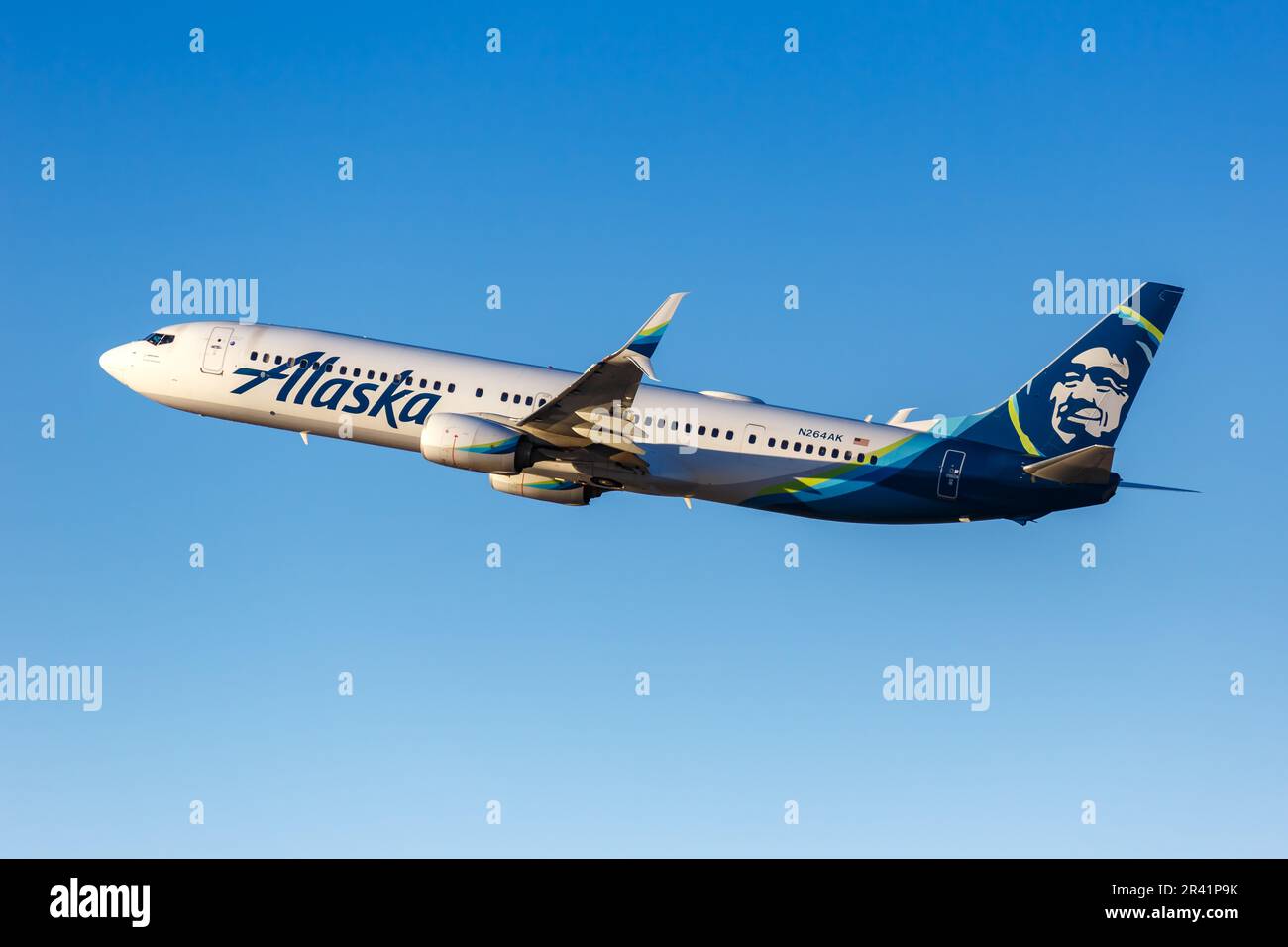 Alaska Airlines Boeing 737-900ER Flugzeug Los Angeles Flughafen in den USA Stockfoto